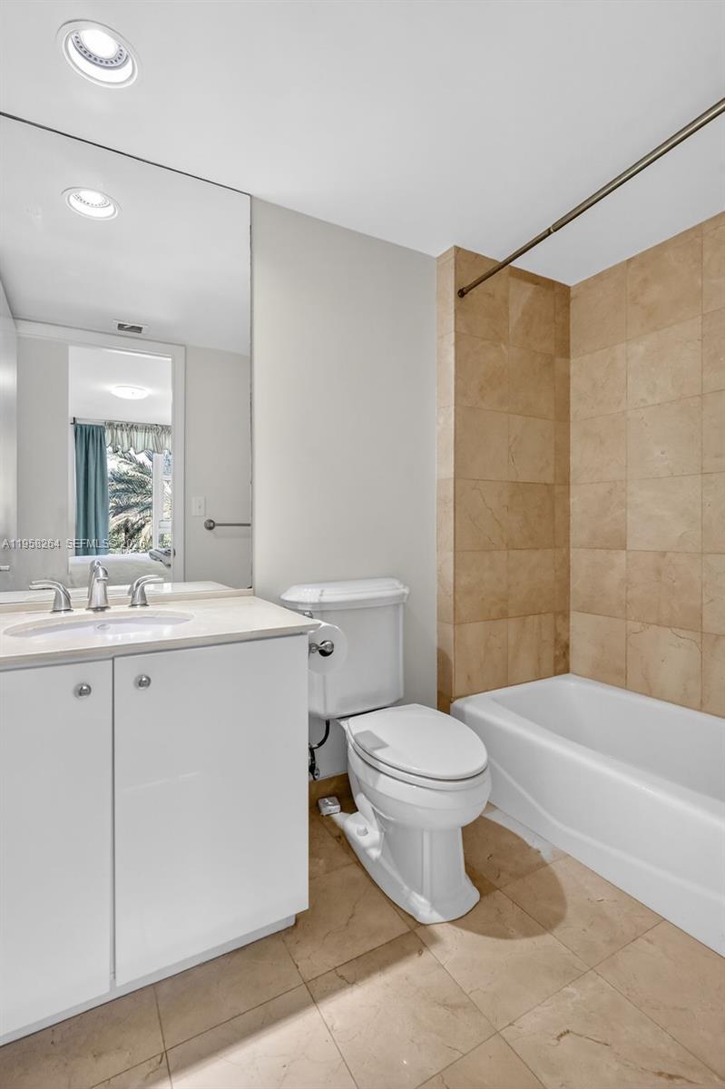 OCEAN ONE CONDO - Residential