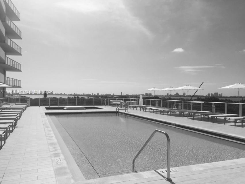 4250 BISCAYNE BOULEVARD C - Residential