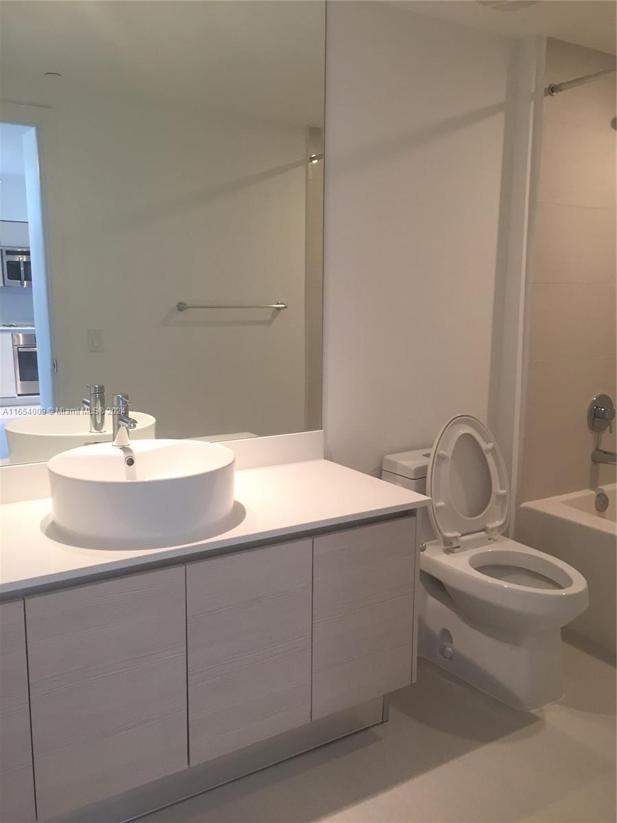 4250 BISCAYNE BOULEVARD C - Residential