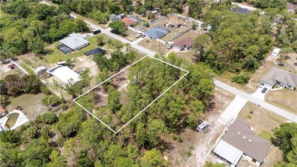 LEHIGH ACRES - Land