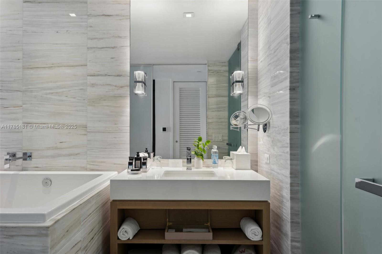 2201 COLLINS AVE CONDO - Residential