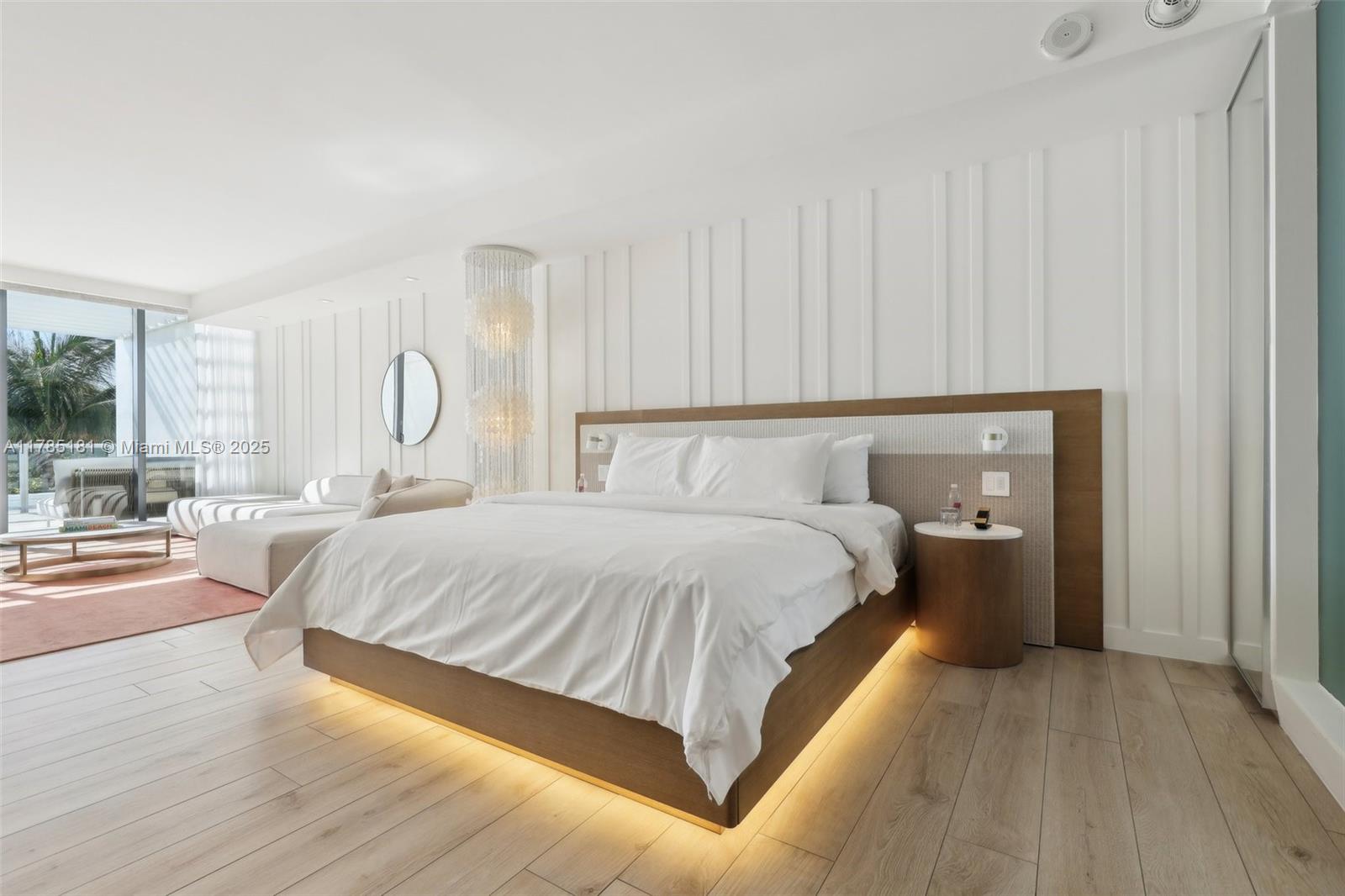 2201 COLLINS AVE CONDO - Residential
