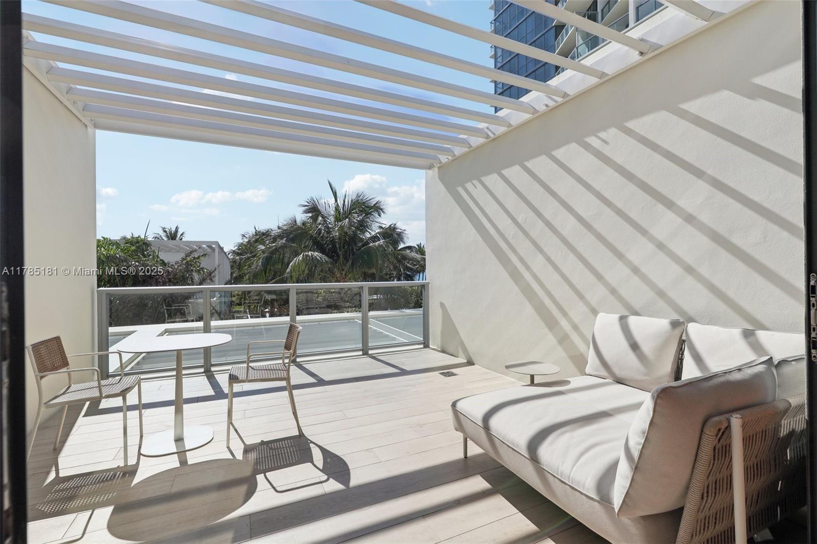 2201 COLLINS AVE CONDO - Residential