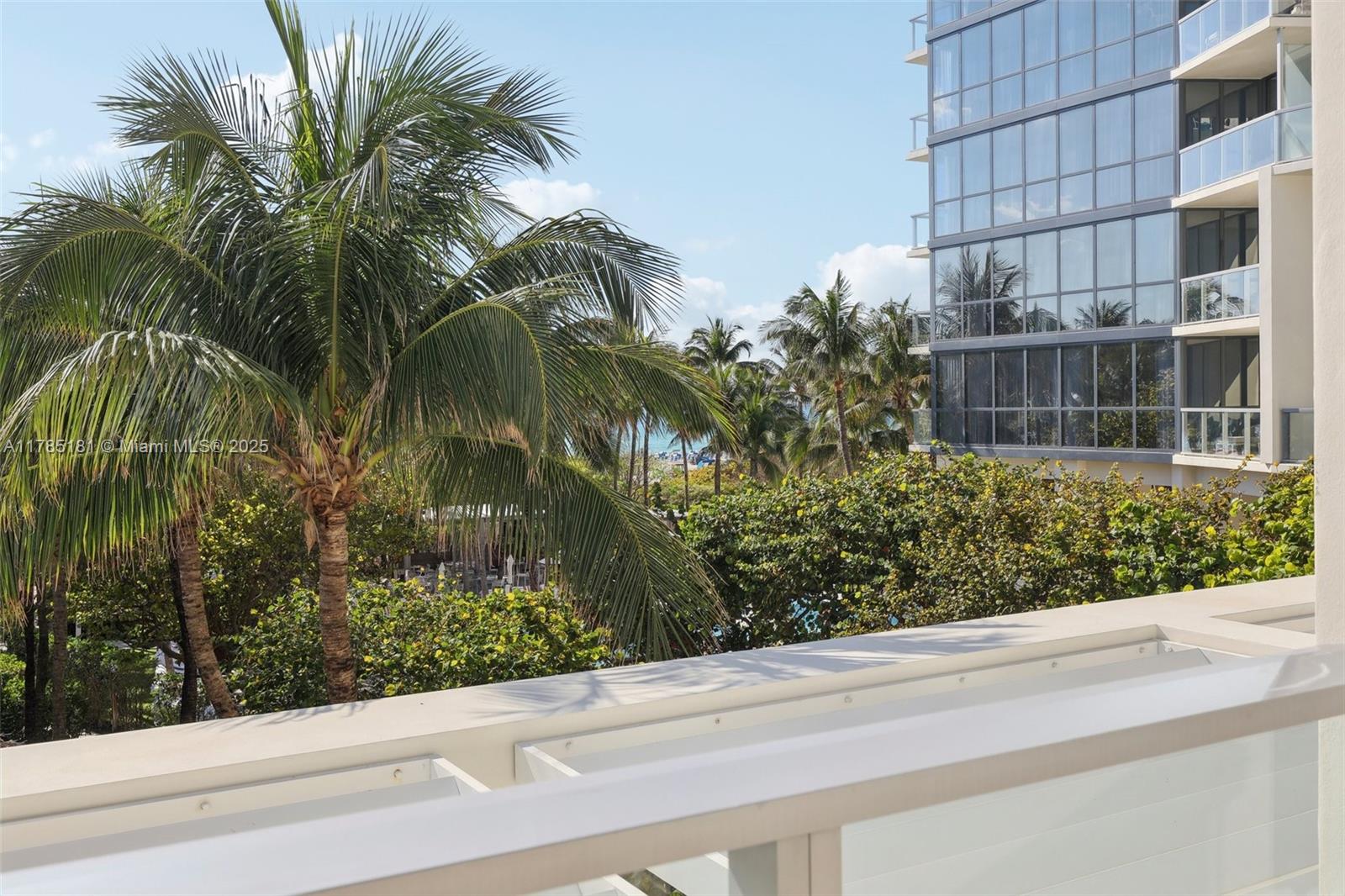 2201 COLLINS AVE CONDO - Residential
