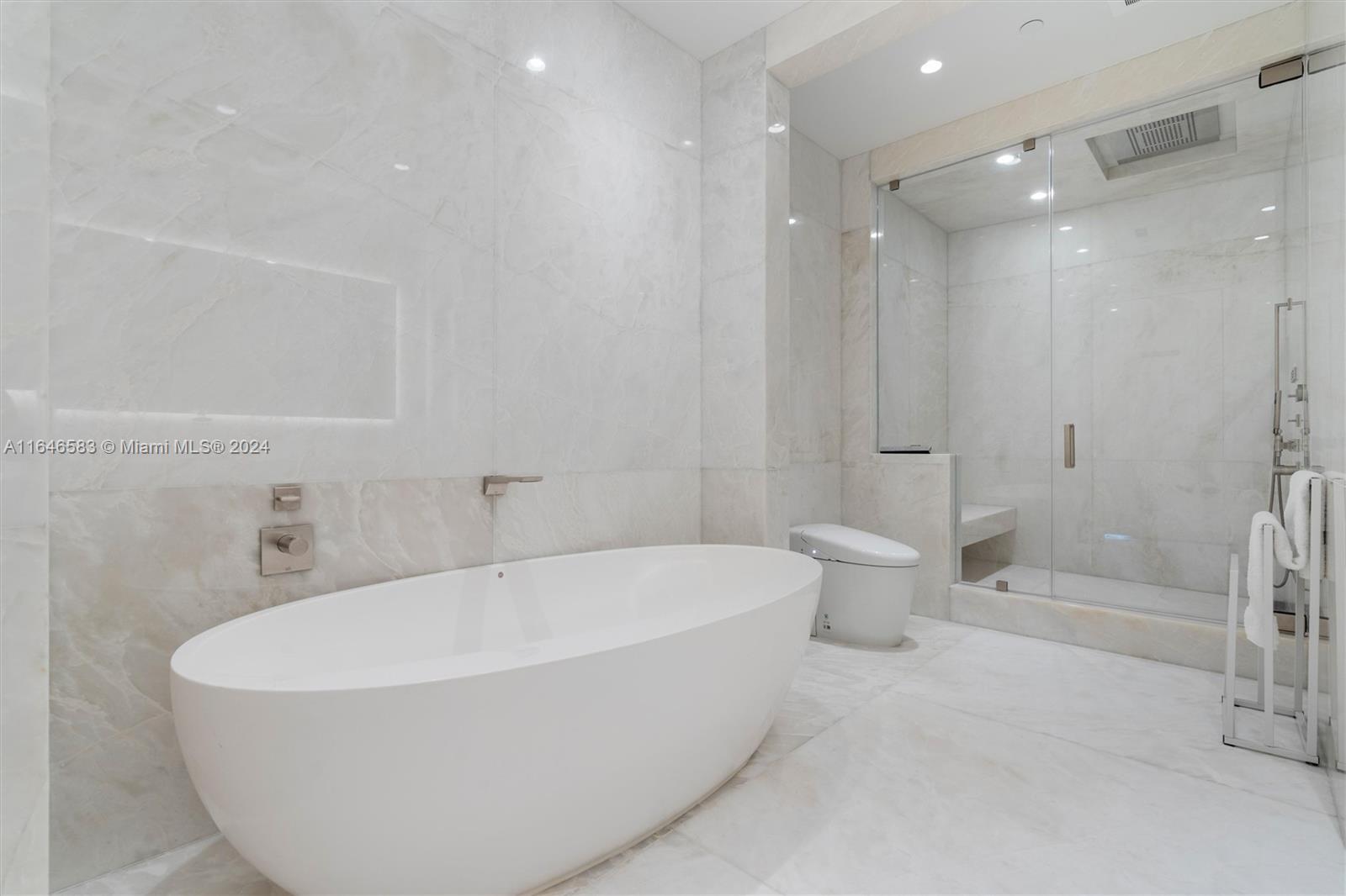 Estates at Acqualina - Residential