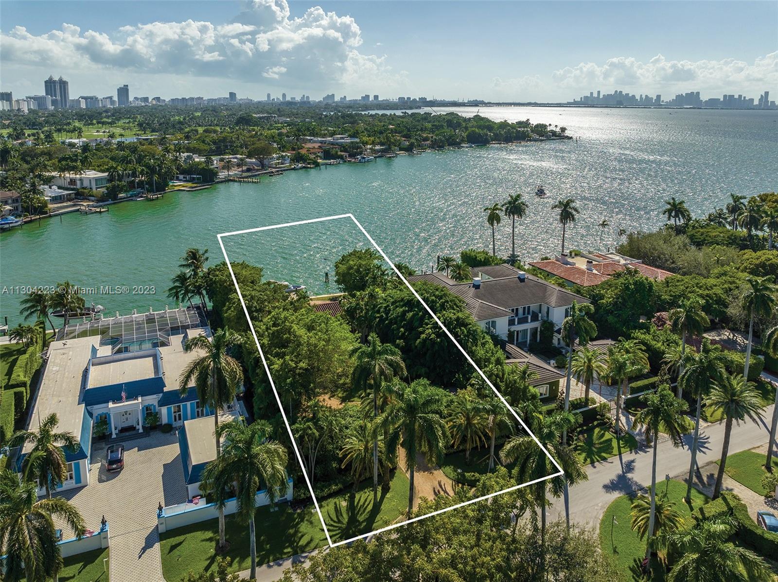LA GORCE ISLAND - Residential