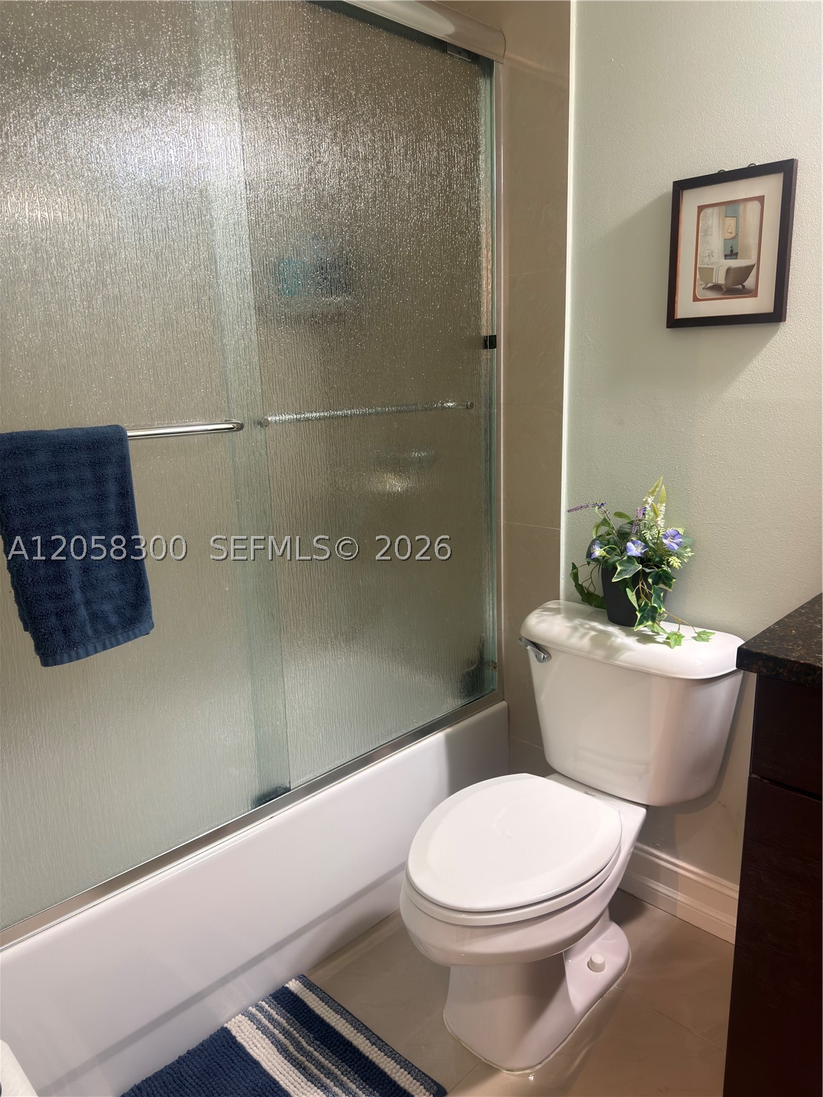 BANYAN BAY CONDO - Residential