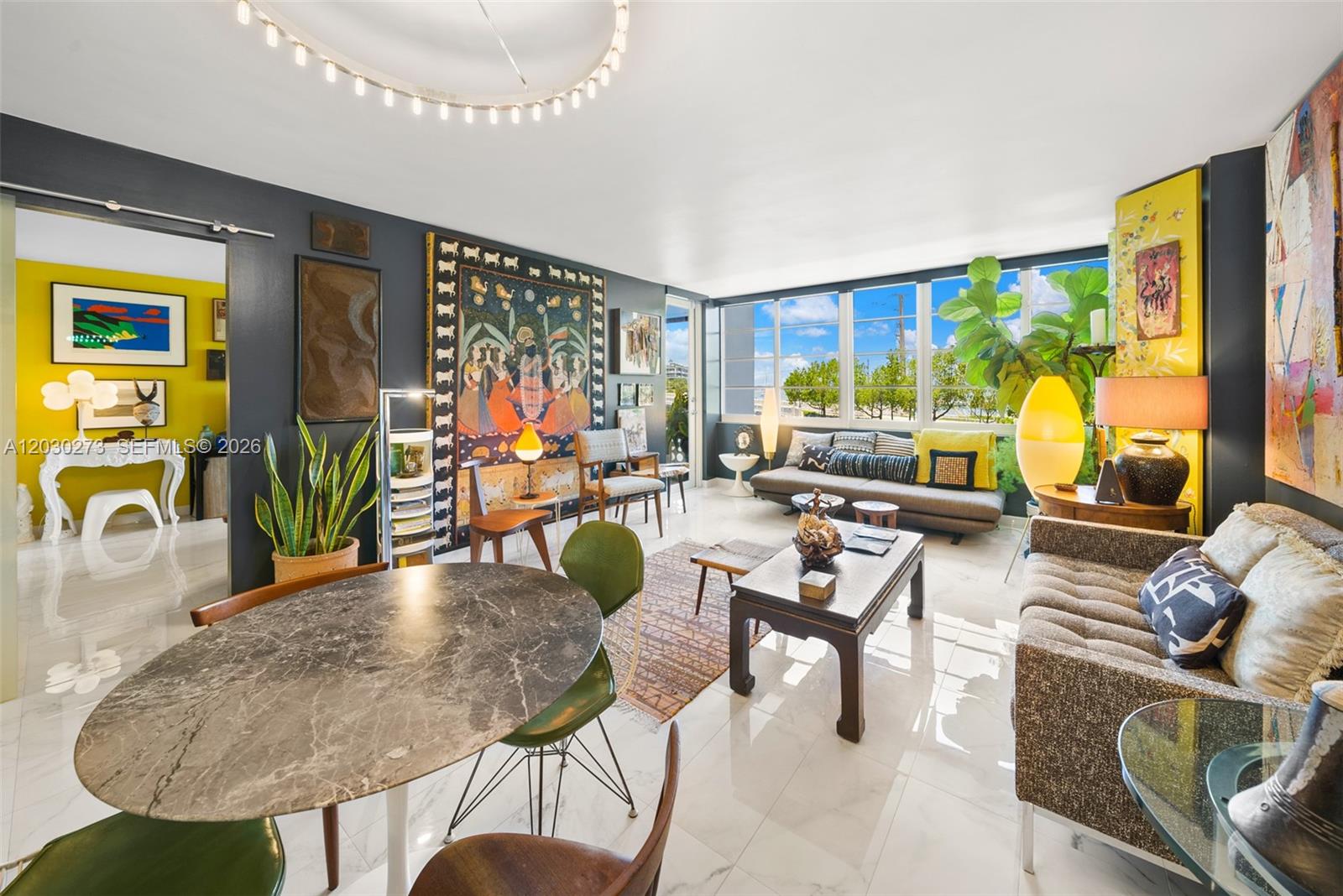 BONNE VIE CONDO - Residential