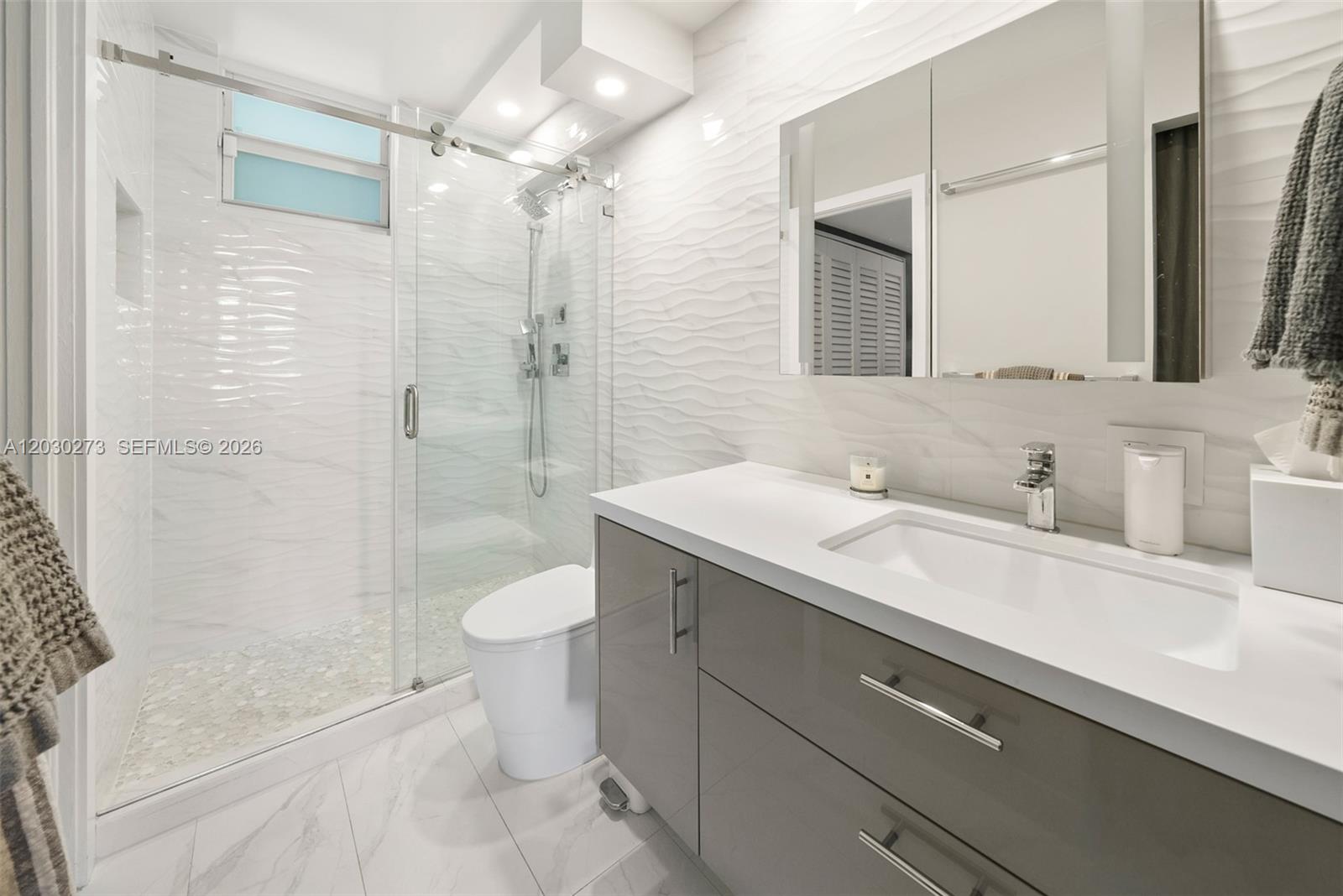 BONNE VIE CONDO - Residential