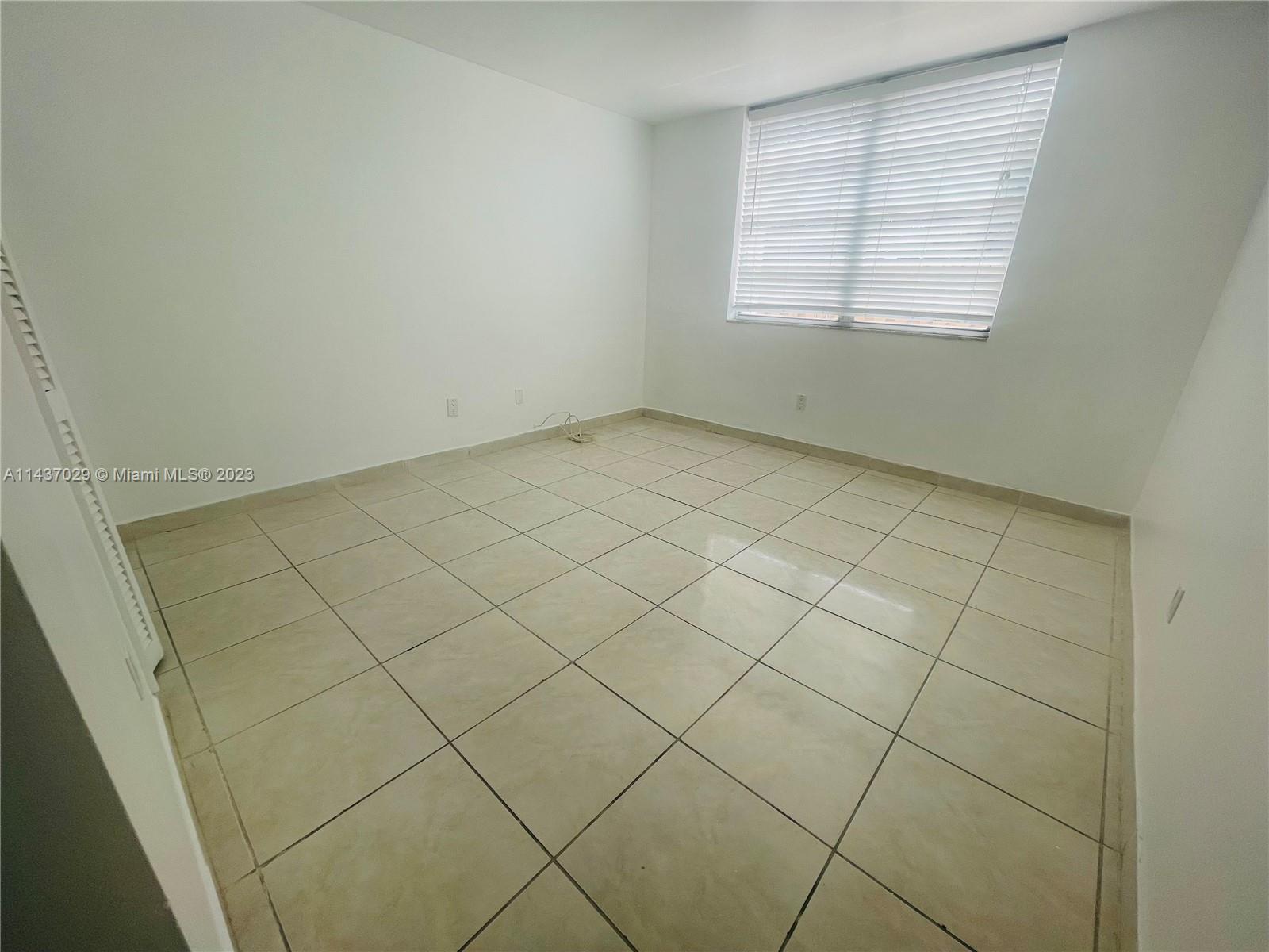DORAL GARDENS CONDO - Residential Lease