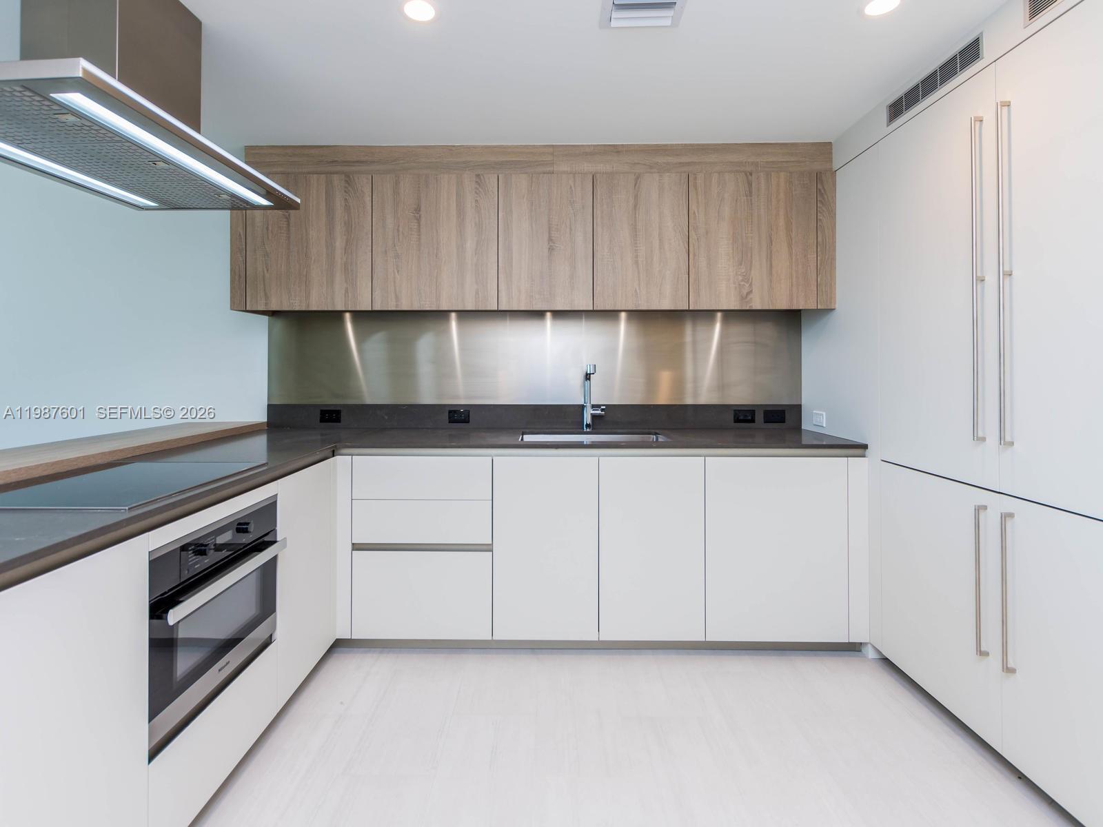 BRICKELL FLATIRON CONDO - Residential