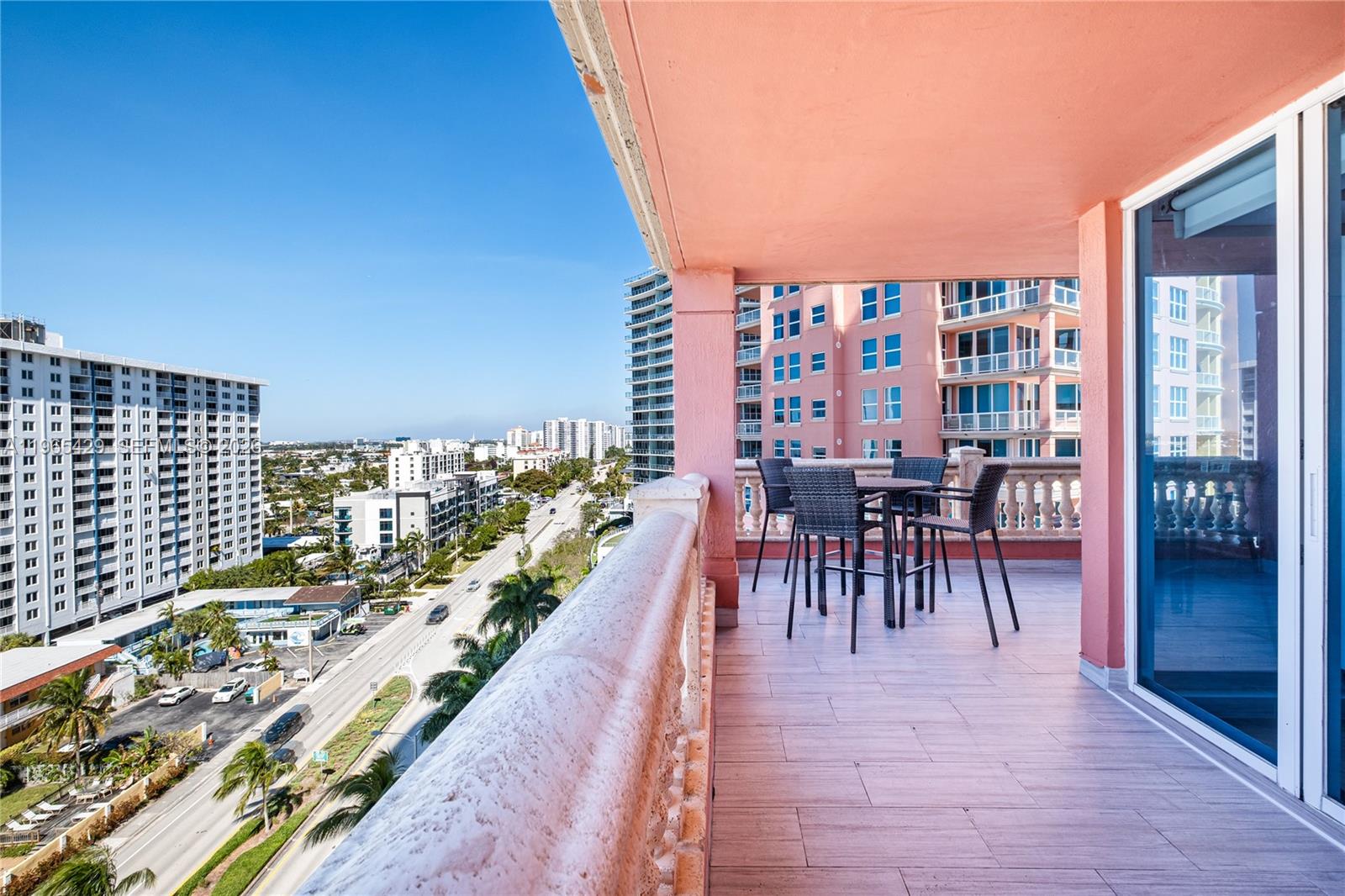 PALMS TOWER ONE CONDO - Residential