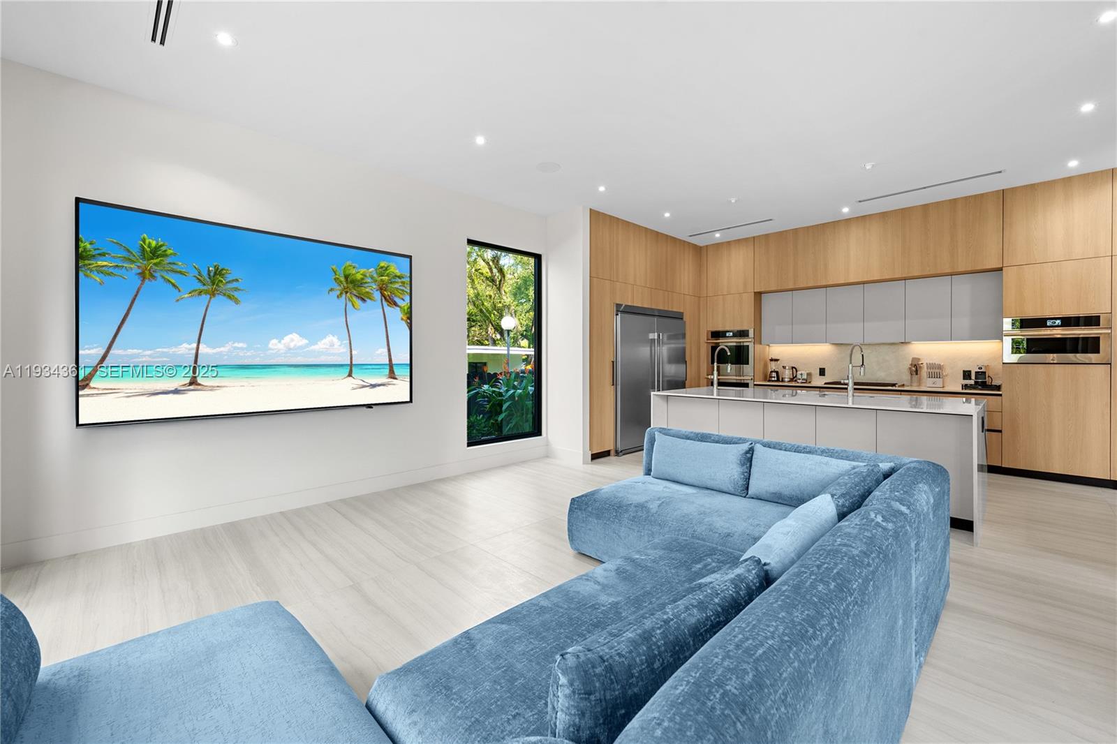 HIGHLAND OAKS - Residential