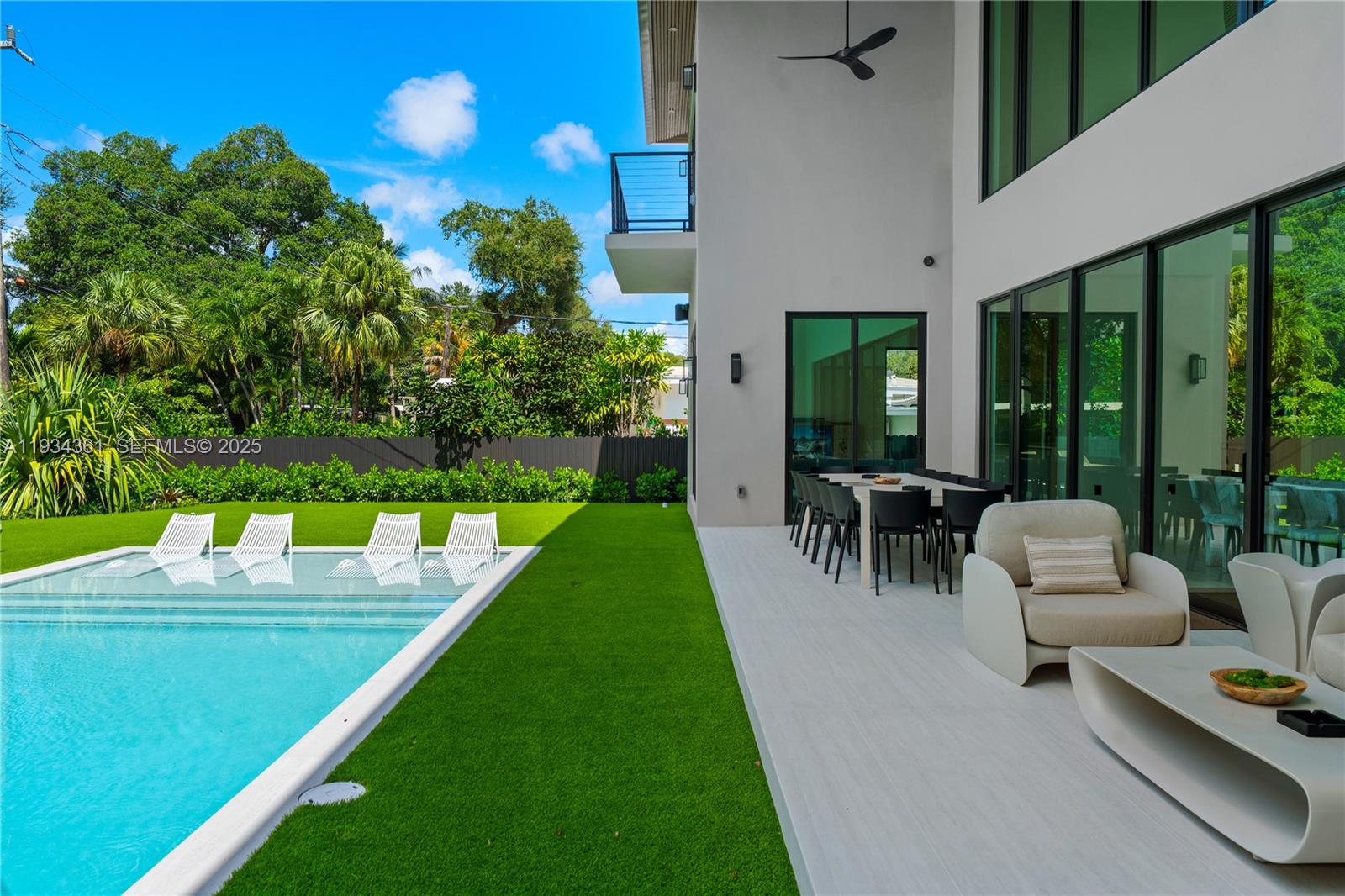 HIGHLAND OAKS - Residential