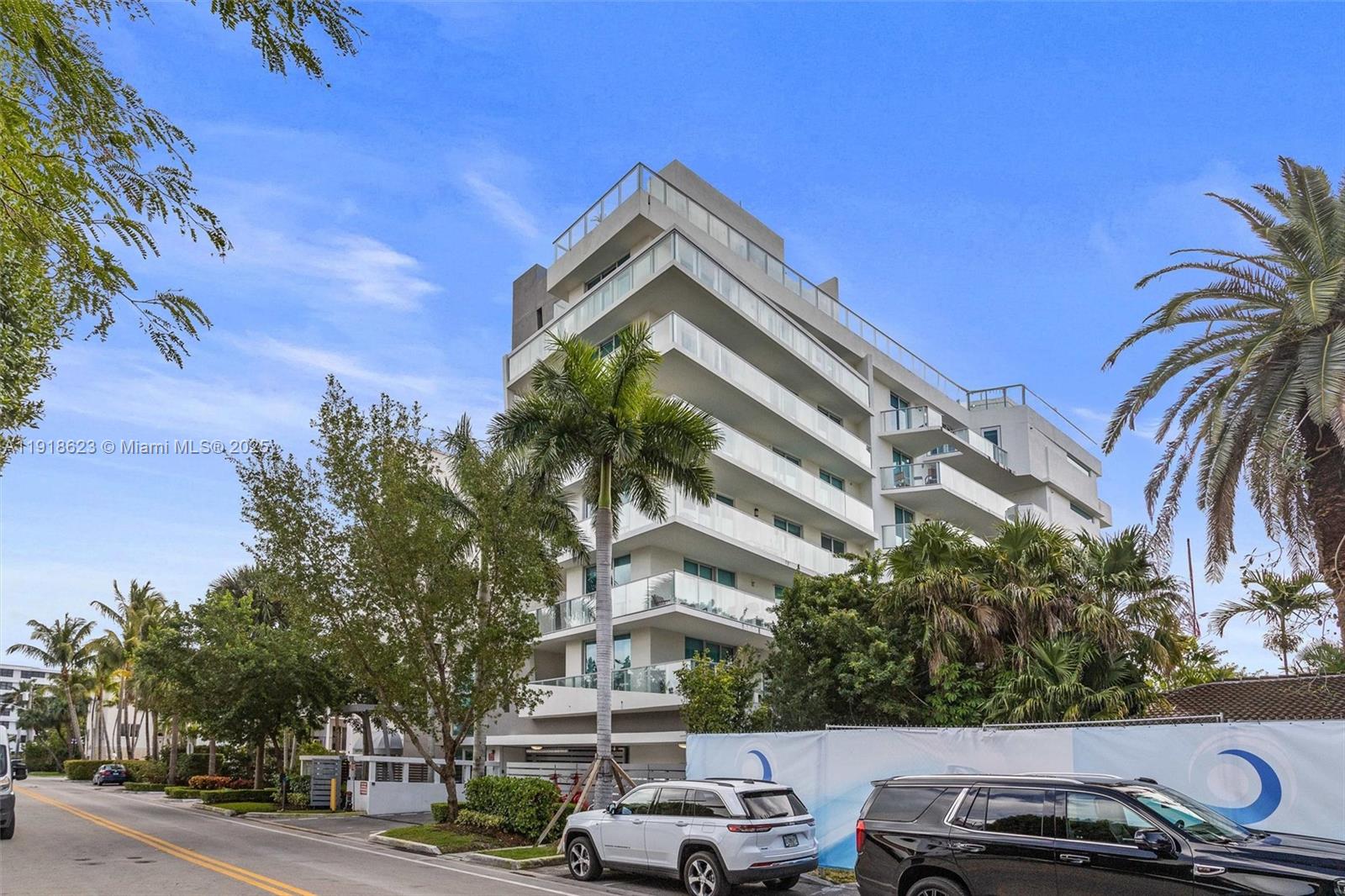 ONE BAY HARBOR CONDO - Residential