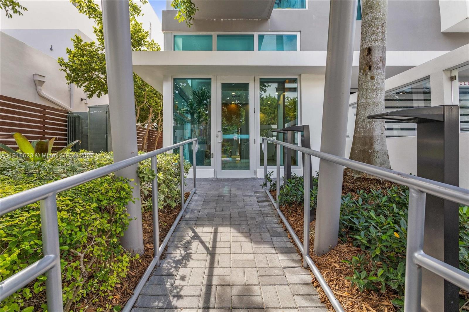 ONE BAY HARBOR CONDO - Residential
