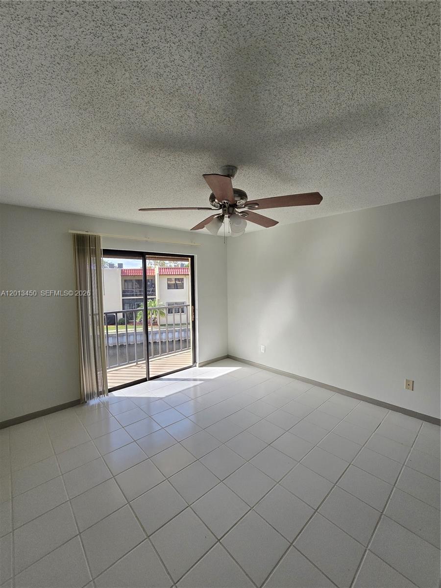 ISLAND HOUSE CONDOMINIUM - Residential