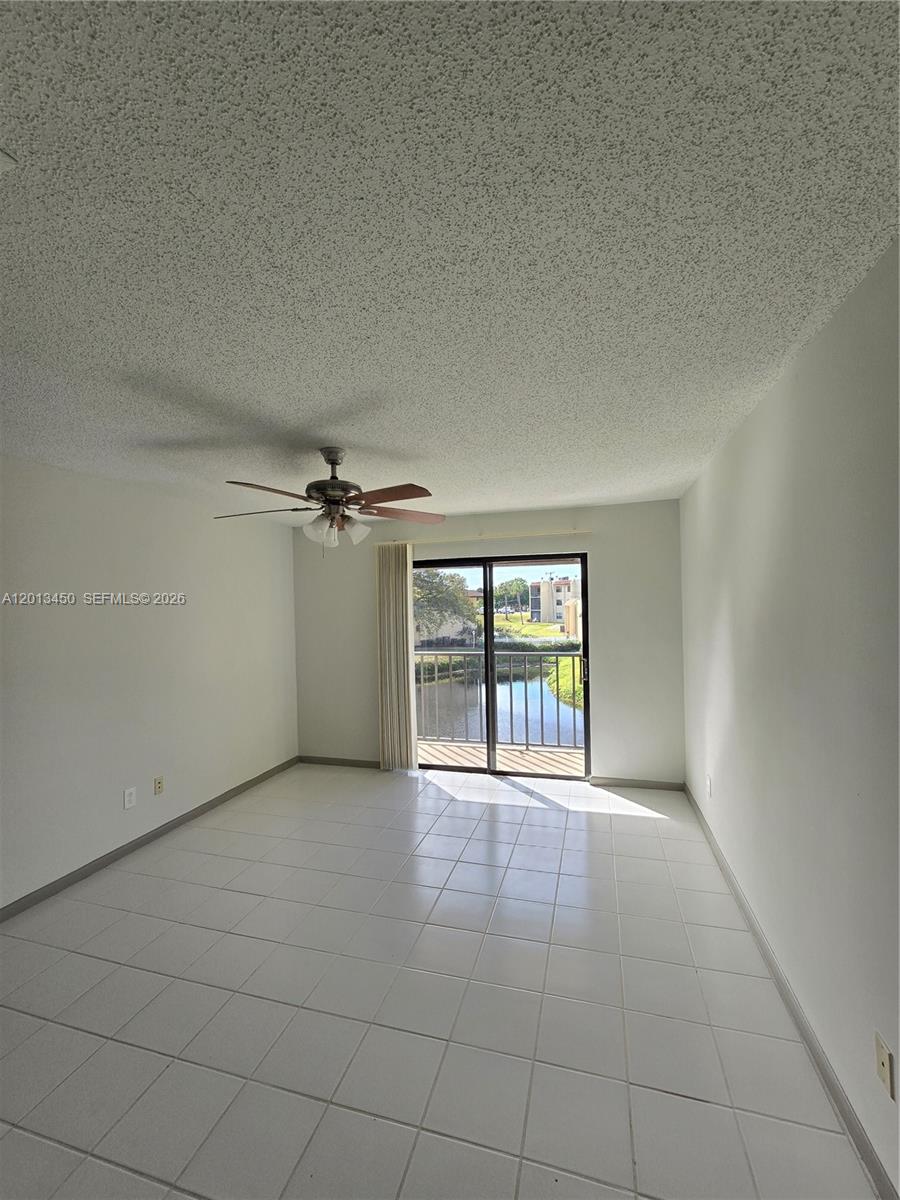 ISLAND HOUSE CONDOMINIUM - Residential