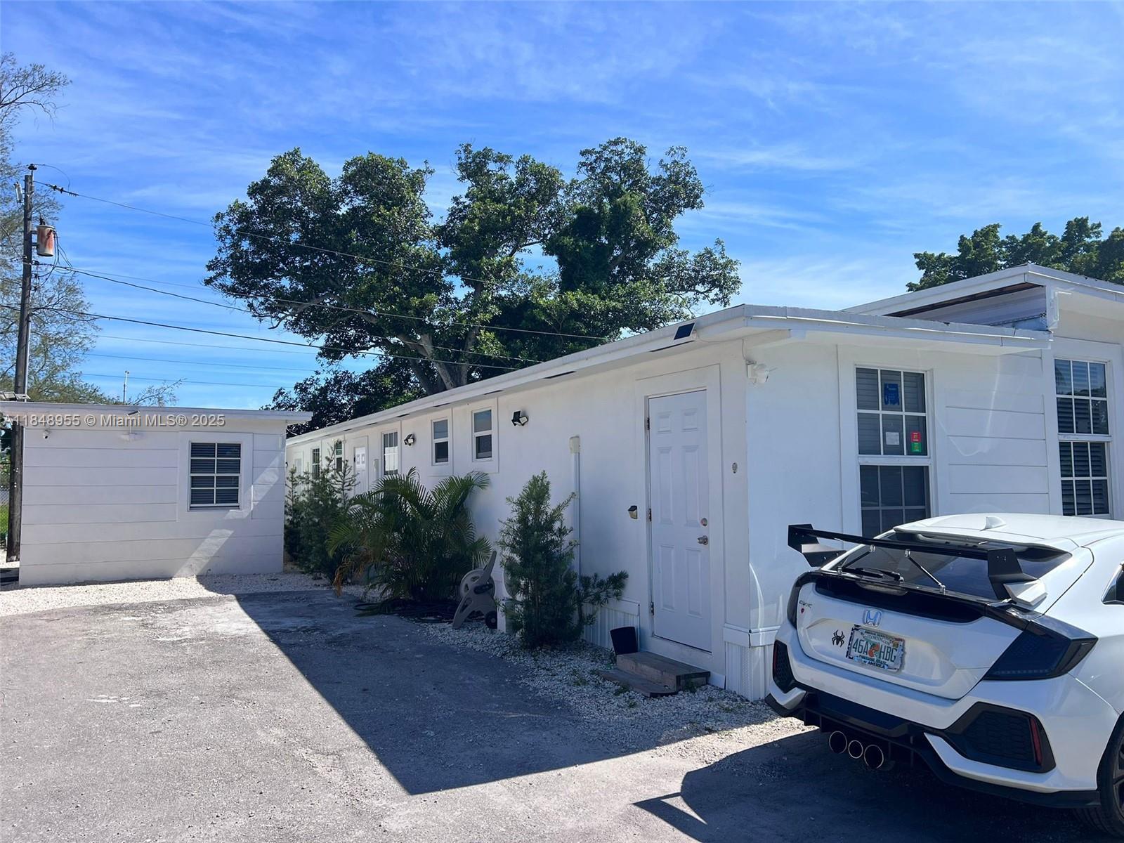 COLONIAL ACRES - Residential