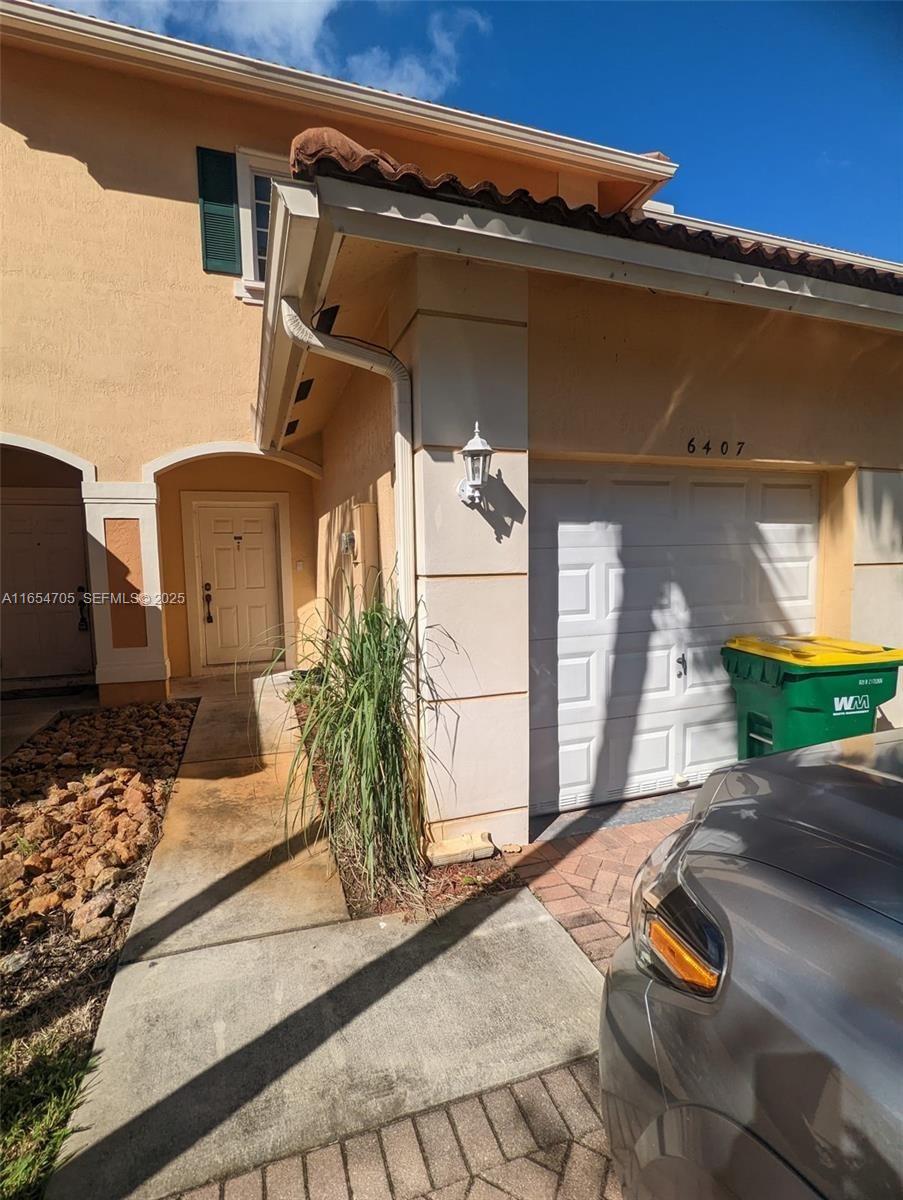 CATALINA PLACE - Residential