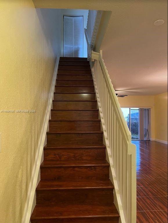 CATALINA PLACE - Residential