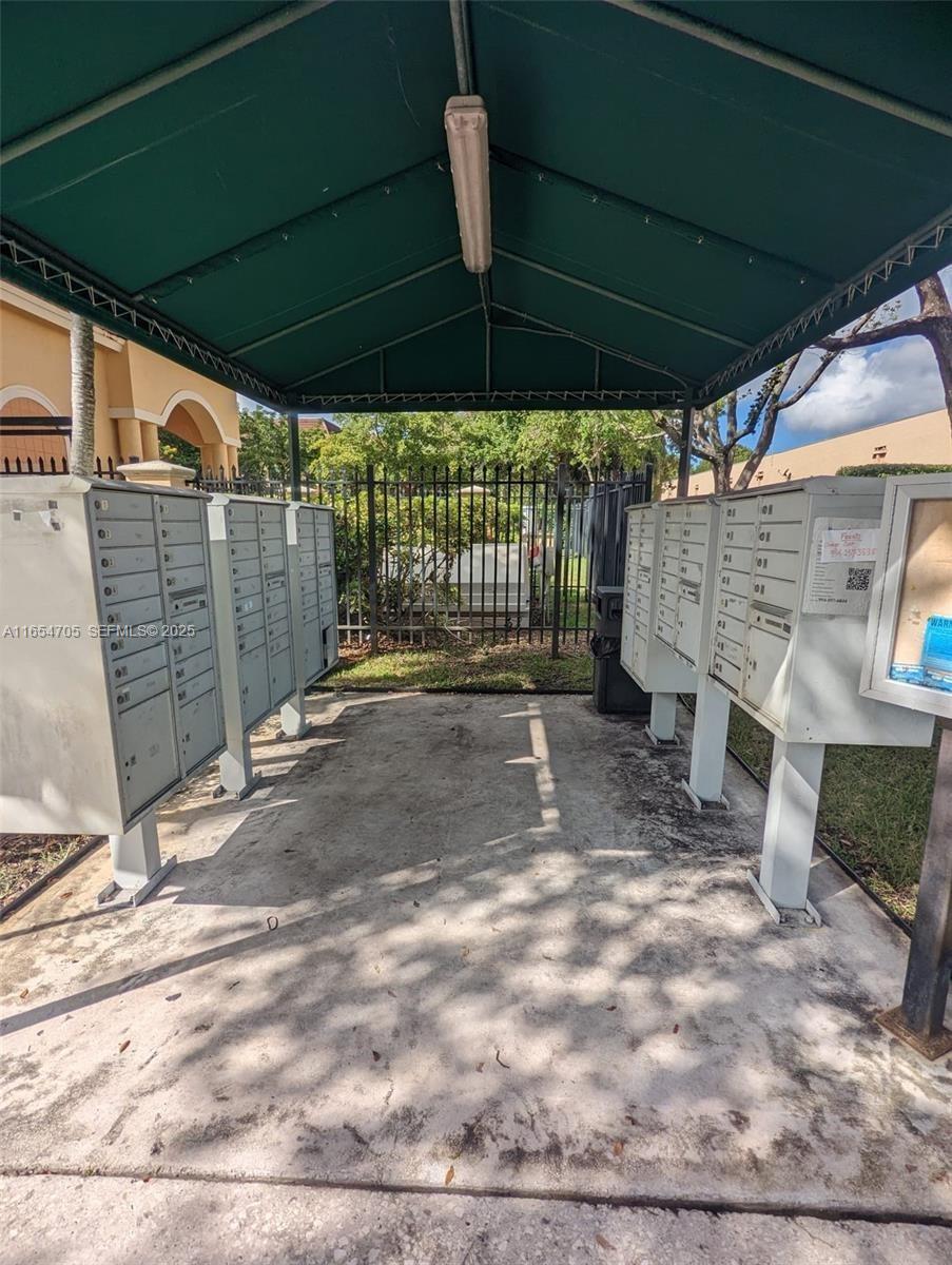 CATALINA PLACE - Residential