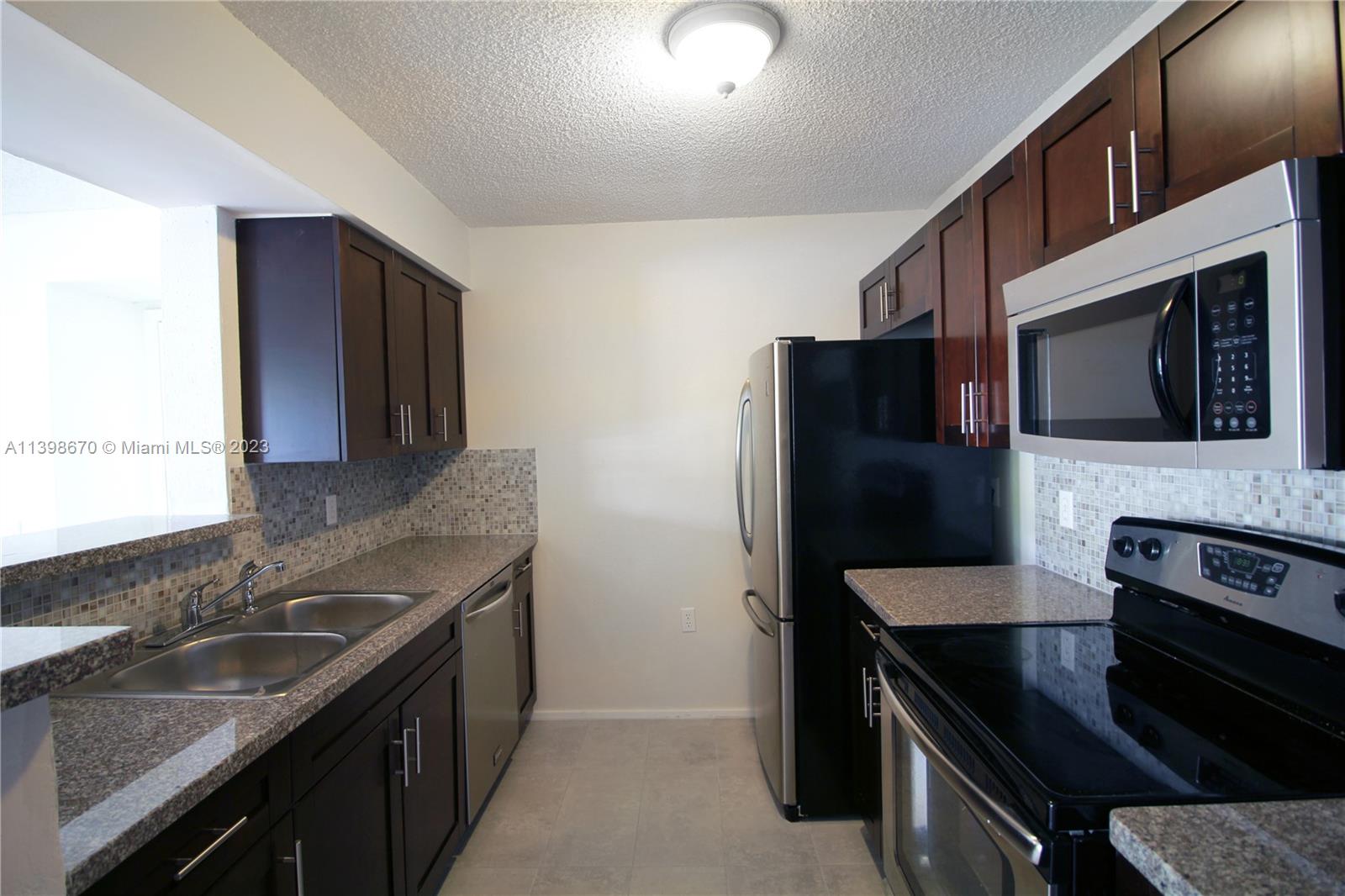 CORAL CLUB GARDEN VILLAS - Residential Lease
