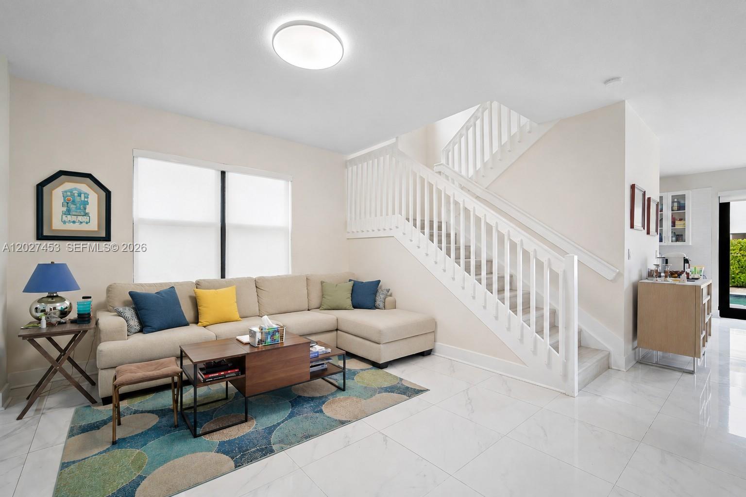 CHAMPION LAKES - Residential