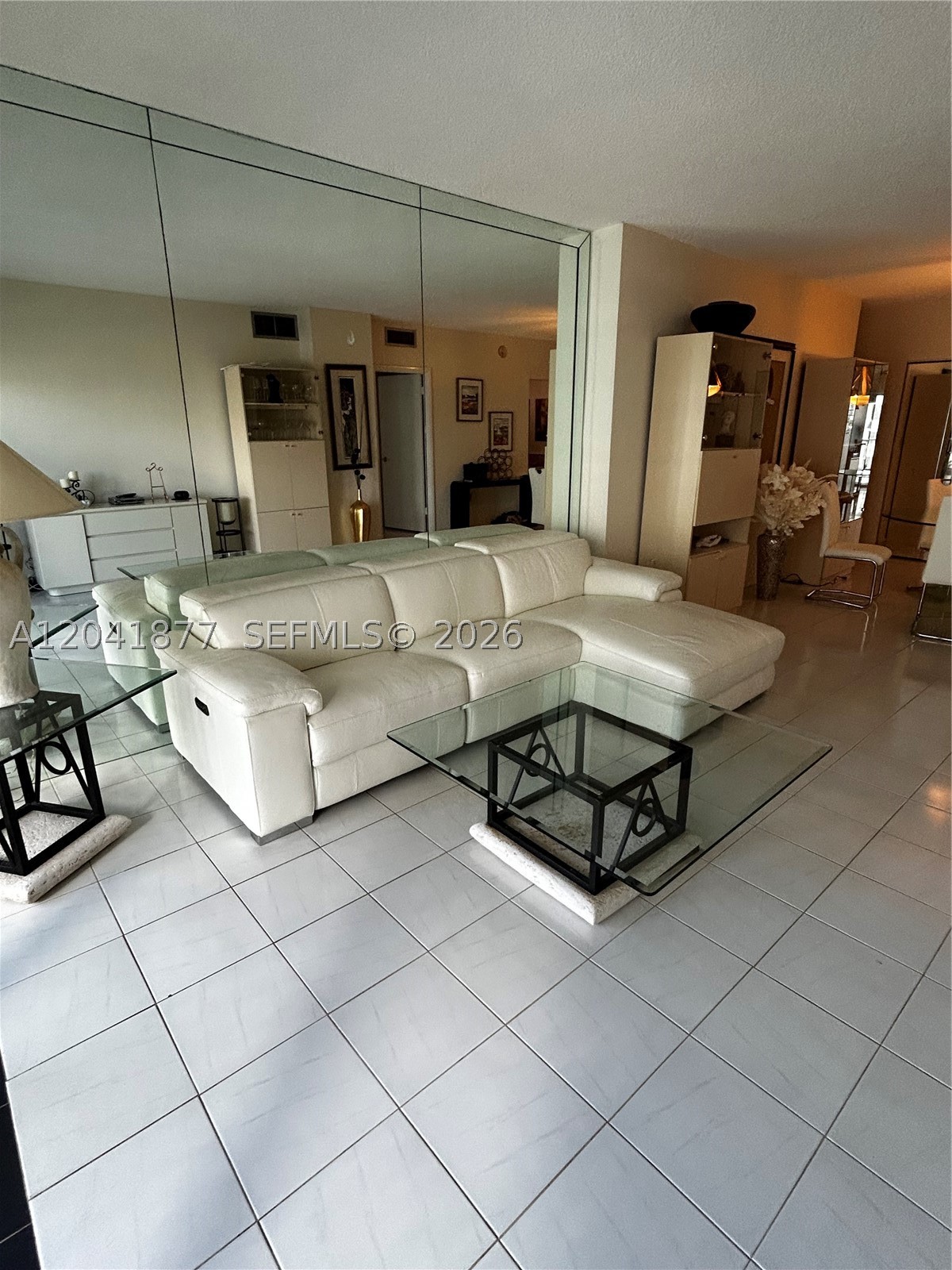 HEMISPHERES CONDO - Residential Lease
