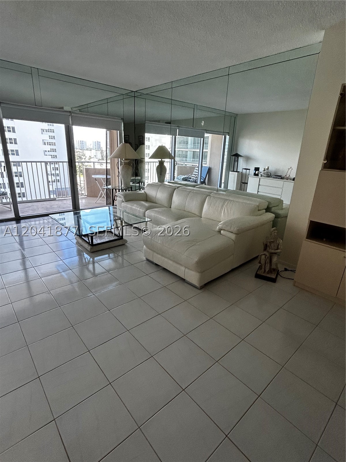 HEMISPHERES CONDO - Residential Lease