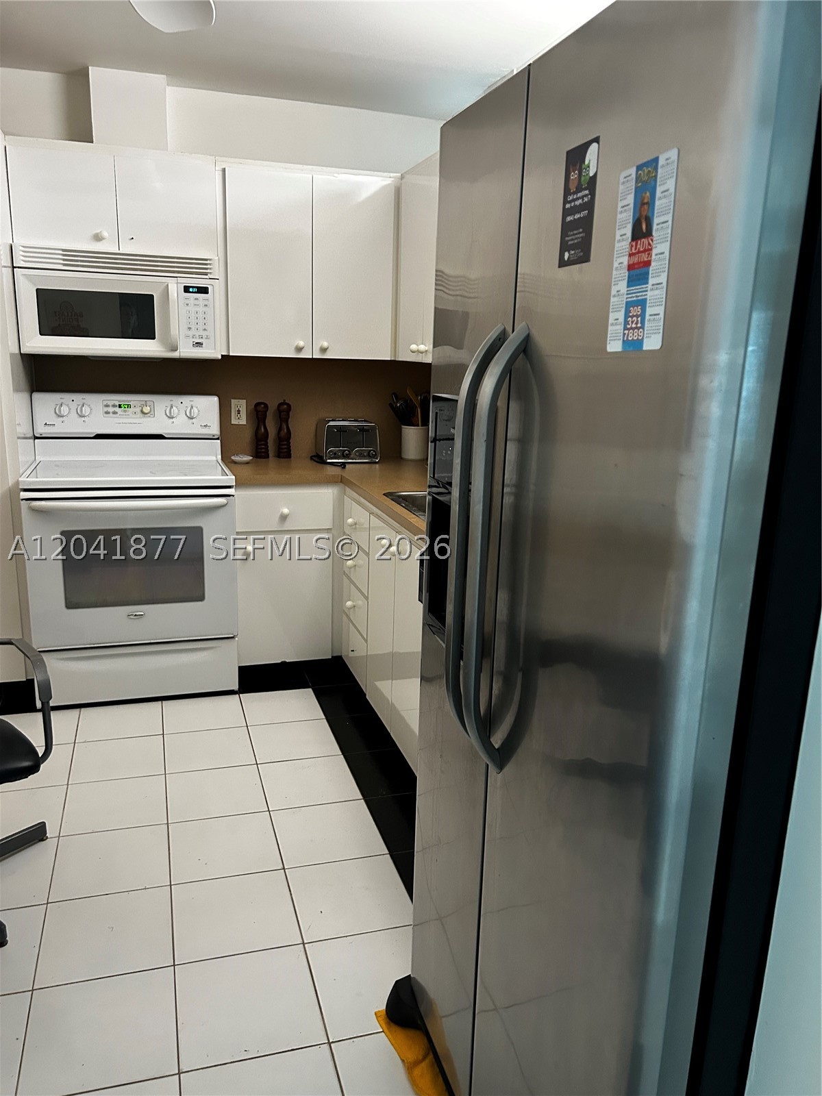 HEMISPHERES CONDO - Residential Lease