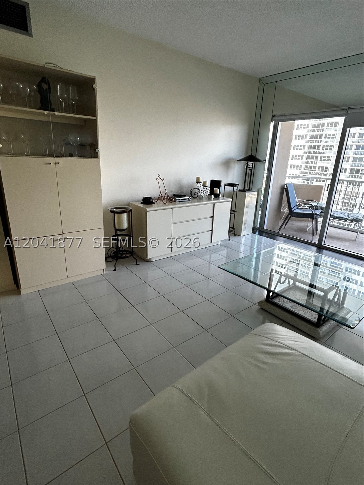 HEMISPHERES CONDO - Residential Lease