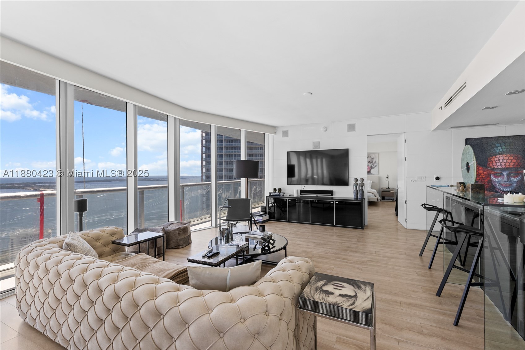 ICONBRICKELL CONDO NO 1 - Residential