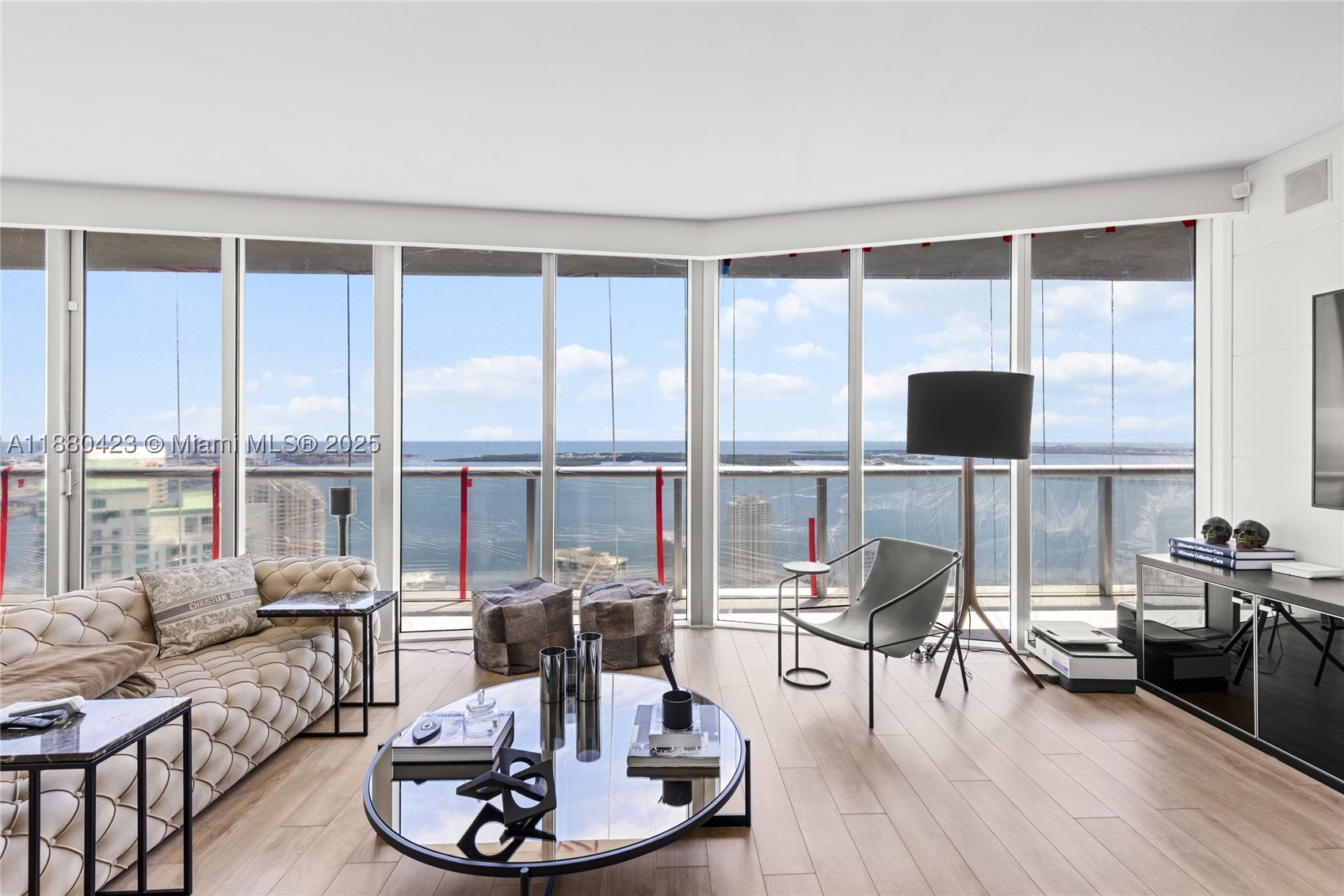 Stunning 3-Bedroom Unit with Breathtaking Bay Views | Brickell Tower 1
Live the high-rise lifestyle in one of Brickell’s most desirable addresses — Brickell Tower 1 Condo. This beautifully 3-bedroom, 2.5-bathroom unit offers unmatched bay views from every angle, truly the best view in the tower.
Enjoy seamless indoor-outdoor living with floor-to-ceiling windows and electric blinds for effortless comfort and privacy. The spacious living and dining areas flow into a modern kitchen, complete with a renewed electric stove, dishwasher, and in-unit Washer & Dryer, combining style and convenience. Brickell Tower 1 offers top-tier amenities and a prime location just steps from world-class dining, shopping, and entertainment. 
PLEASE NOTE THAT THE ACTUAL SQFT IS 2,044 UNDER AC & 250 SQFT BALCONY
