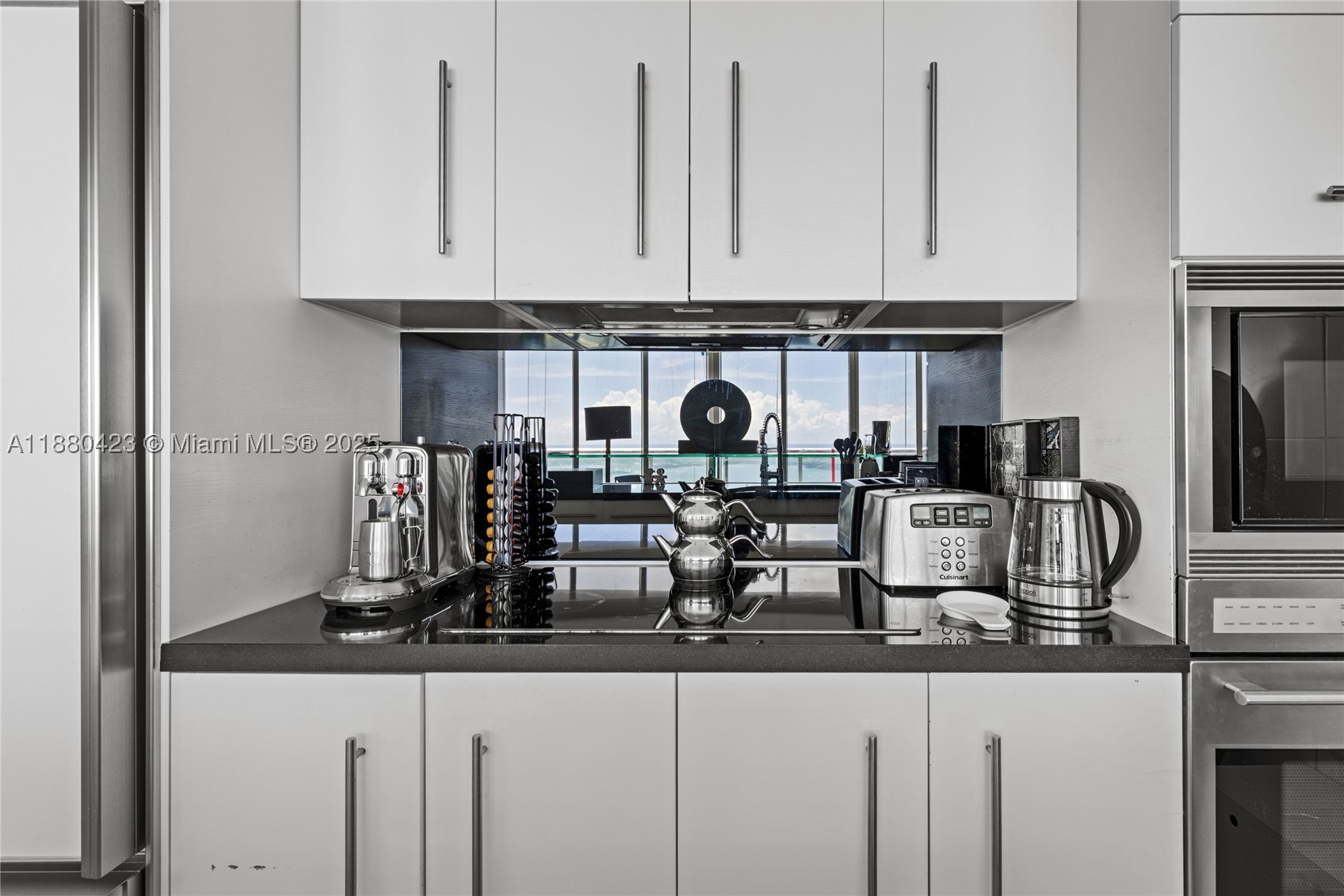 ICONBRICKELL CONDO NO 1 - Residential