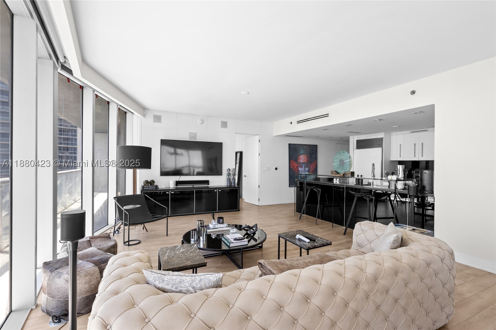ICONBRICKELL CONDO NO 1 - Residential