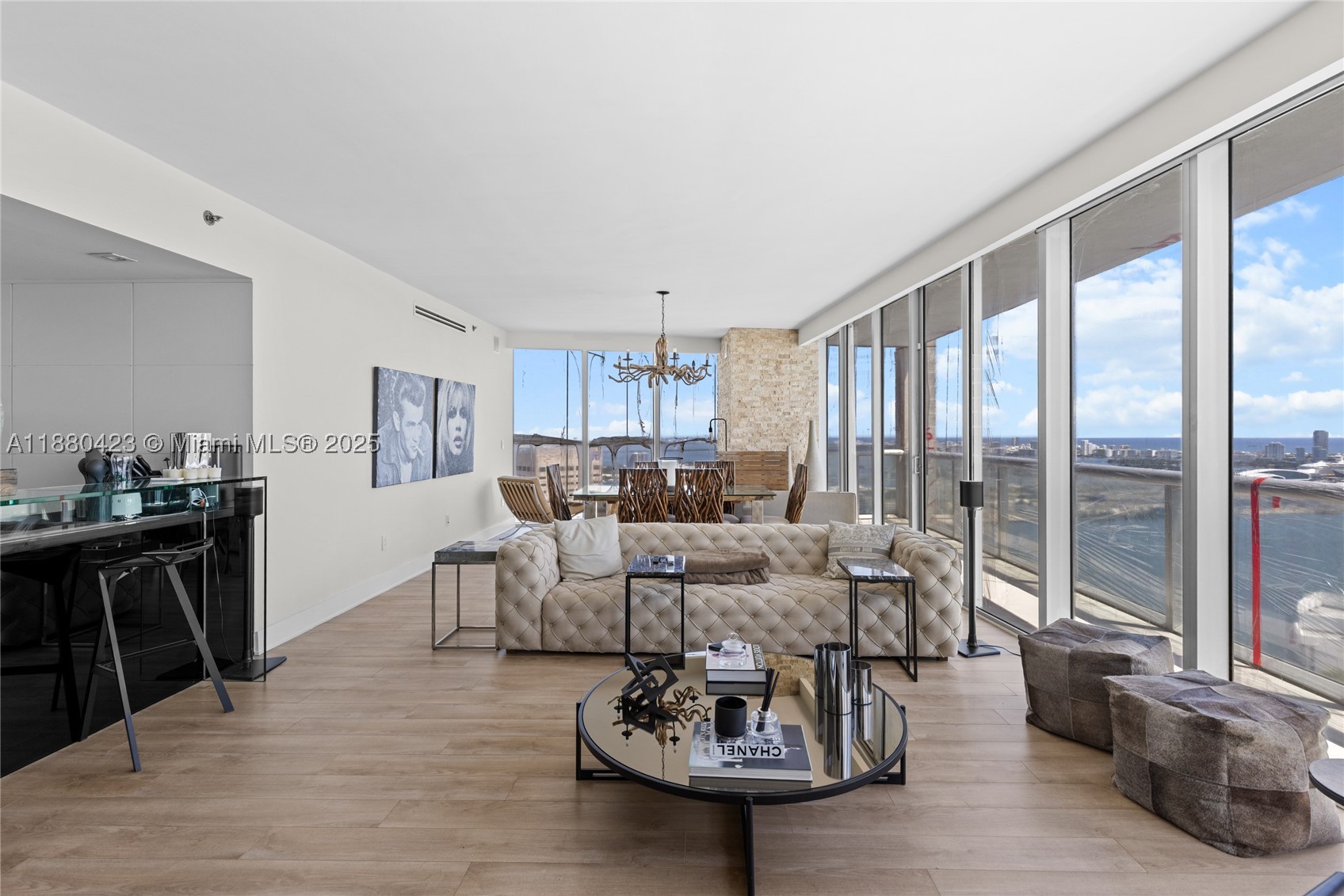 ICONBRICKELL CONDO NO 1 - Residential