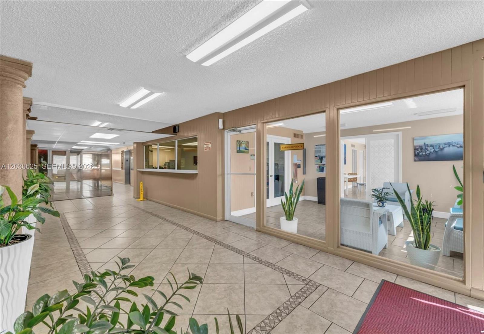 HARBOUR POINTE OF MIAMI C - Residential
