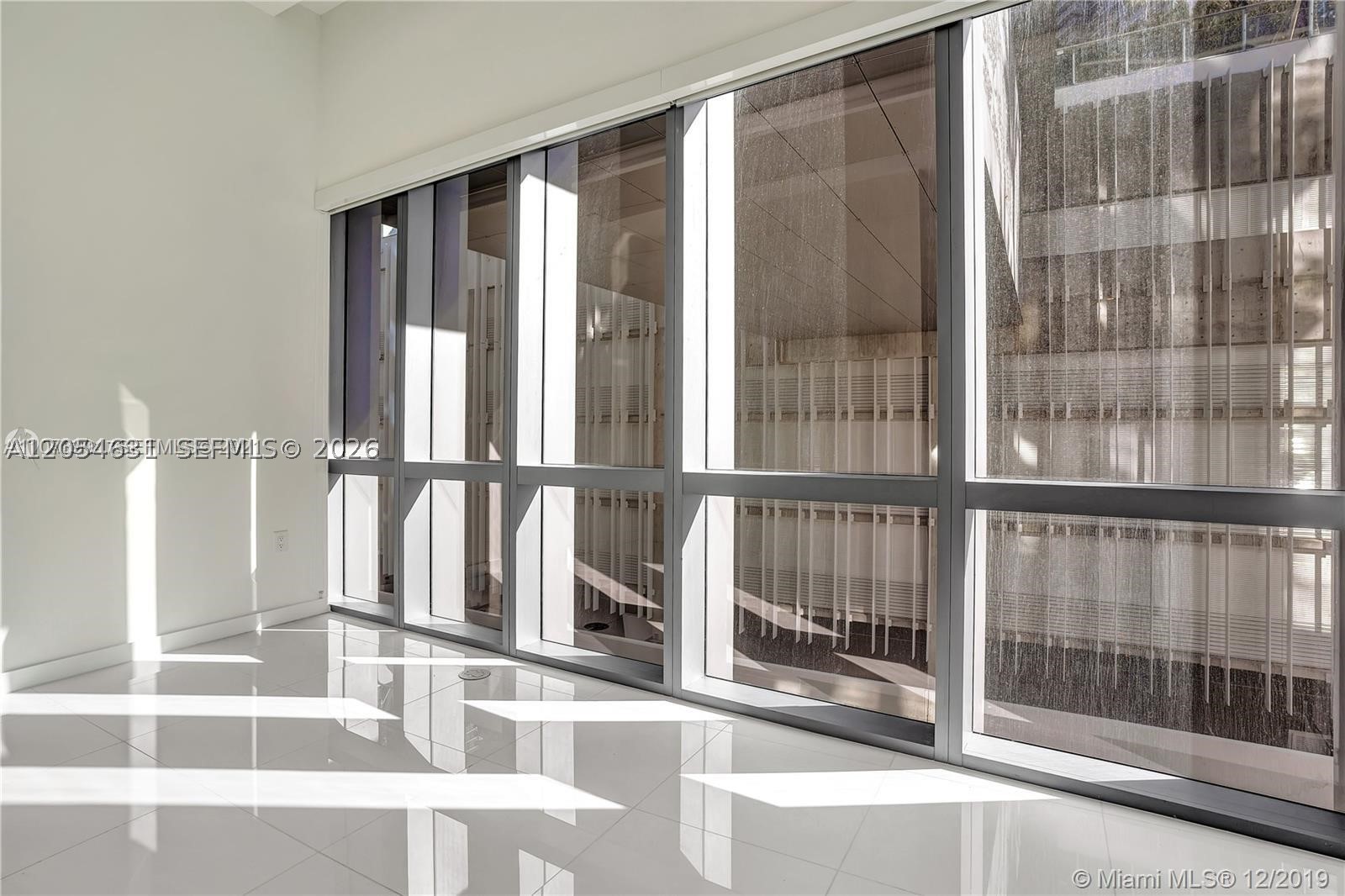 PARAMOUNT MIAMI WORLDCENT - Residential