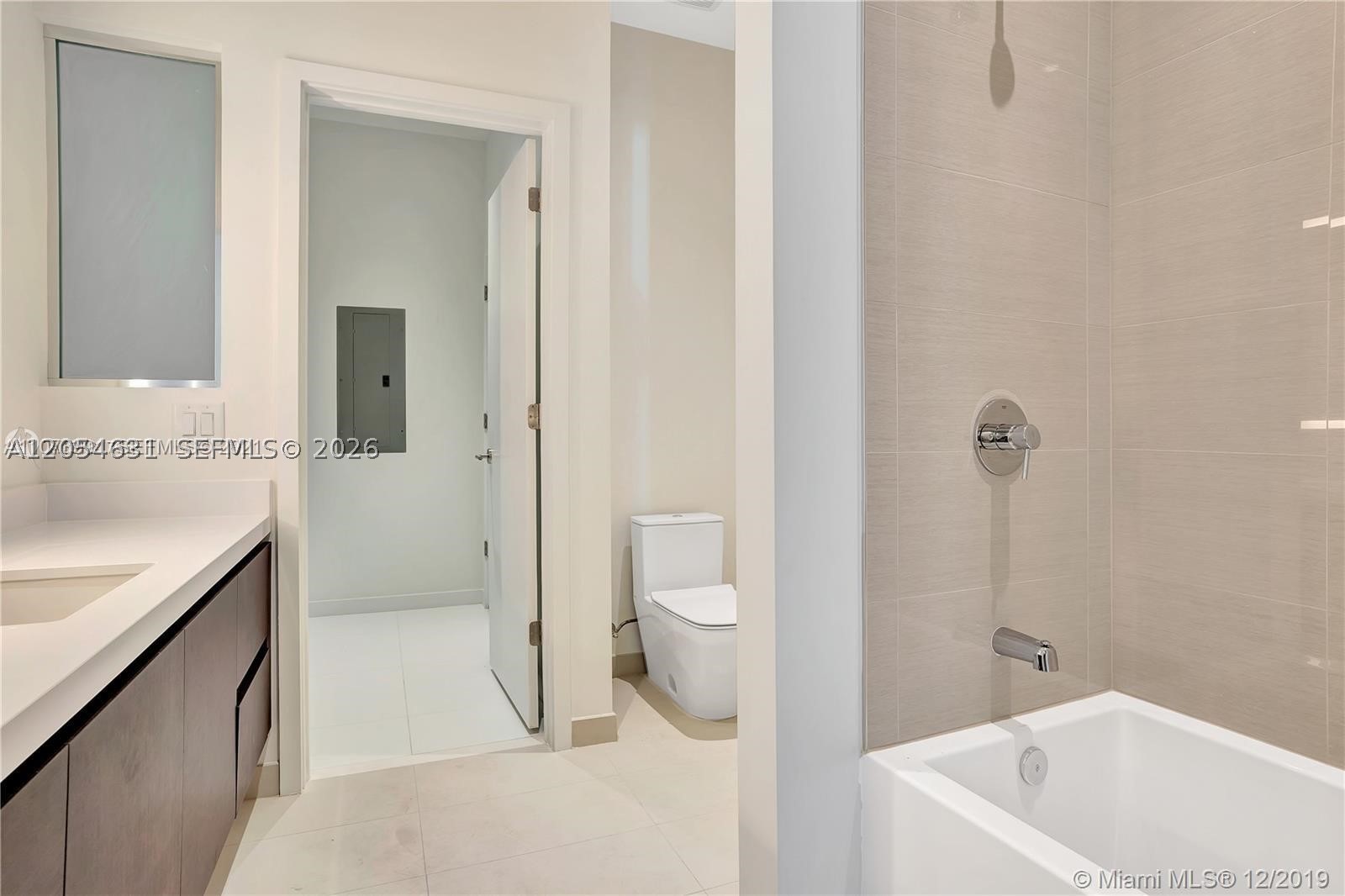PARAMOUNT MIAMI WORLDCENT - Residential