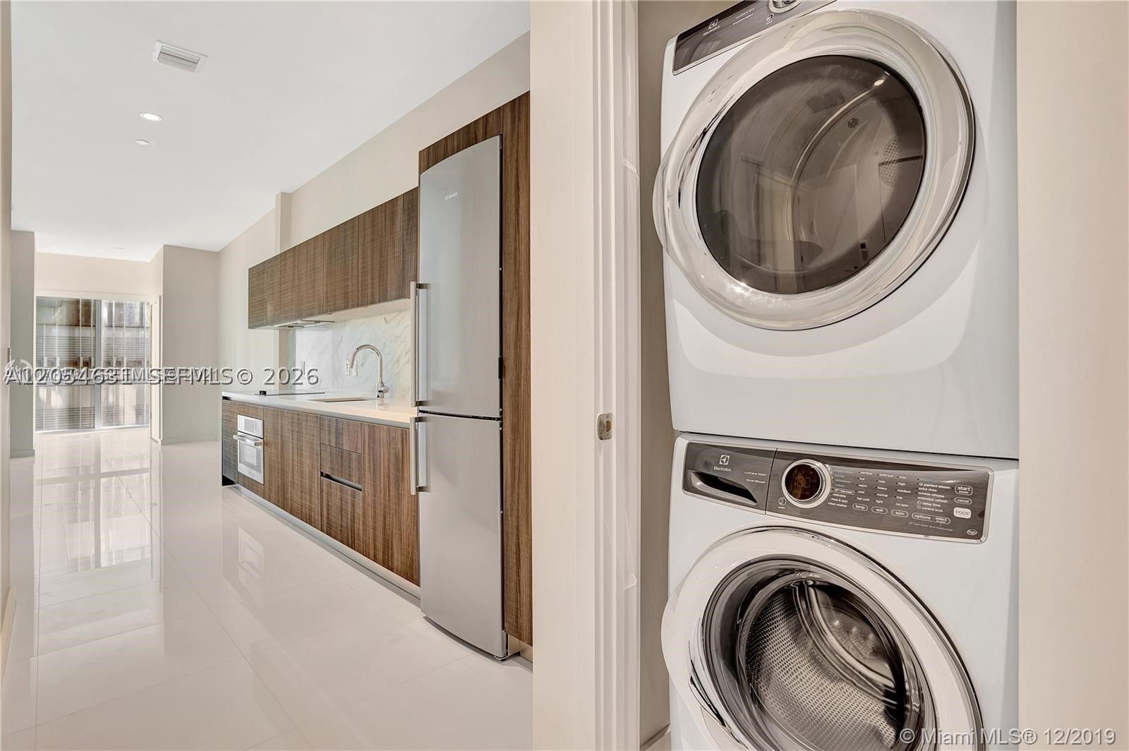 PARAMOUNT MIAMI WORLDCENT - Residential