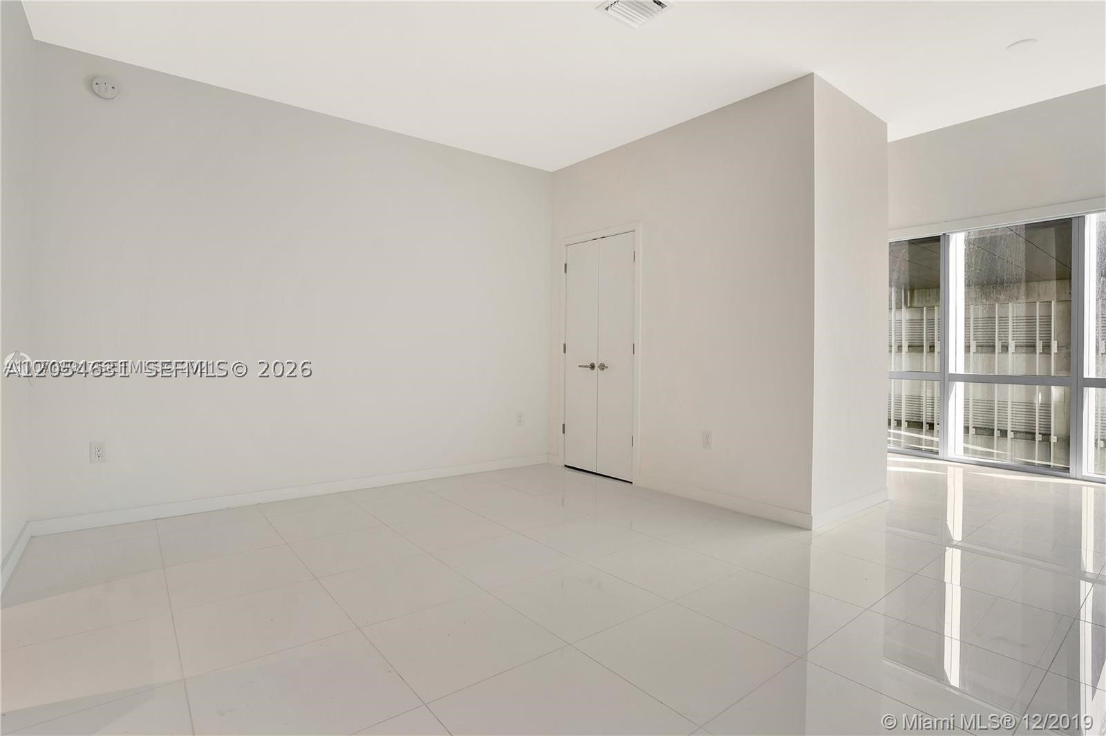 PARAMOUNT MIAMI WORLDCENT - Residential
