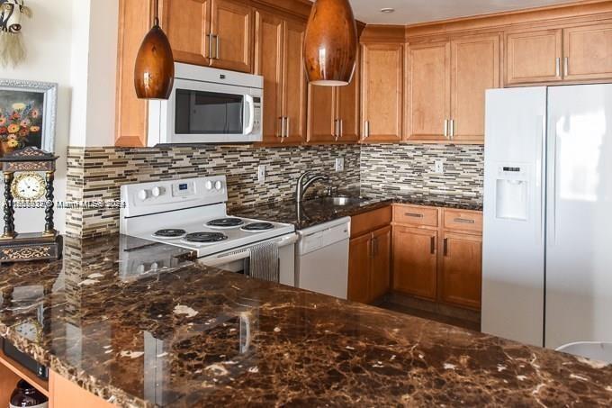 SAILBOAT CAY CONDO - Residential
