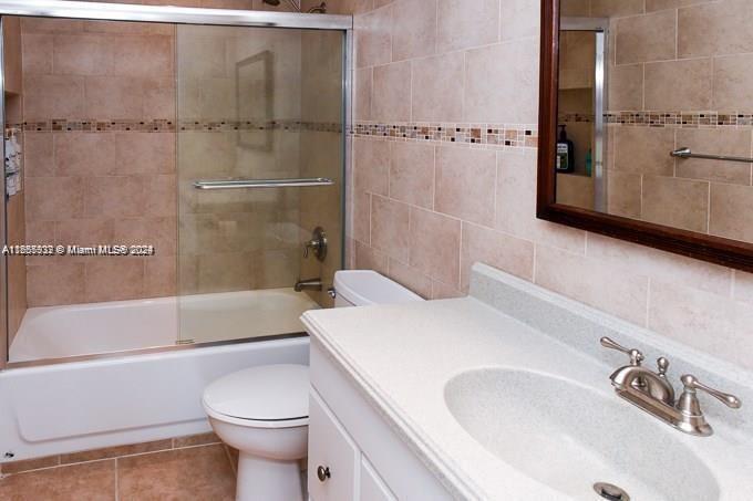 SAILBOAT CAY CONDO - Residential