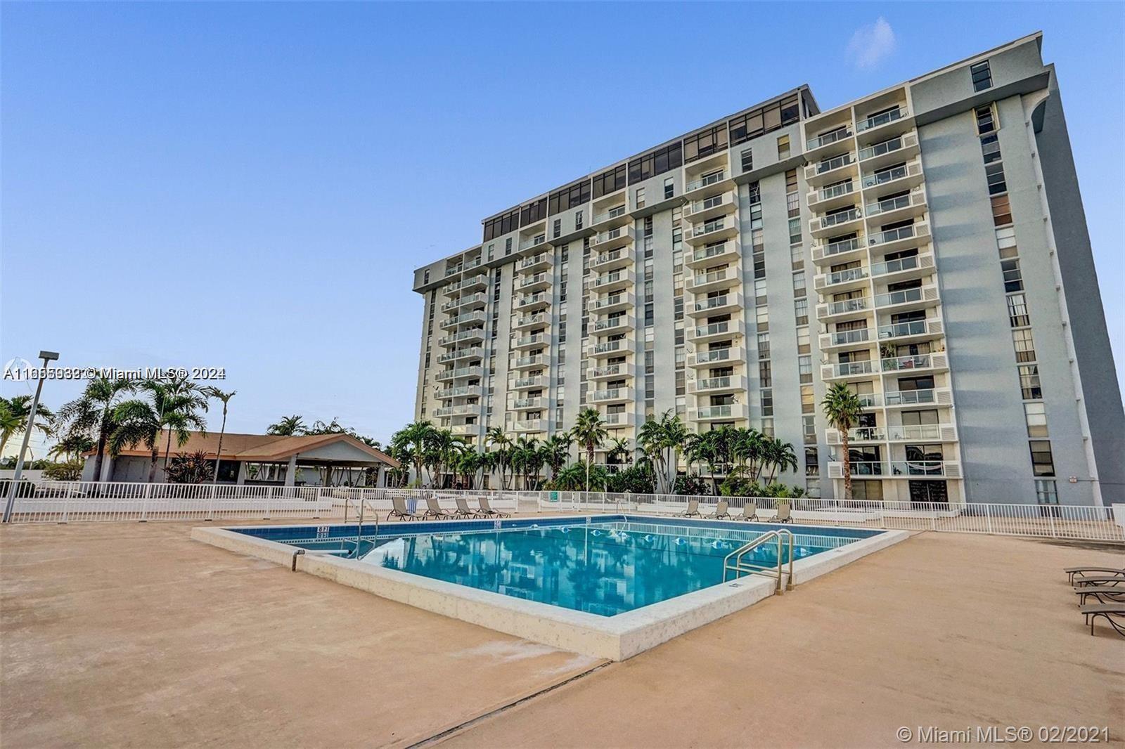 SAILBOAT CAY CONDO - Residential