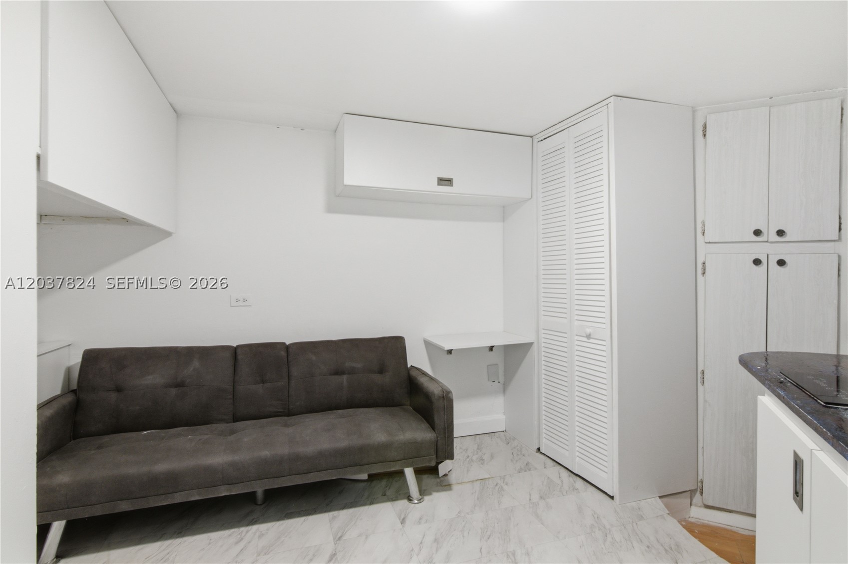 FOUR AMBASSADORS CONDO PH - Residential Lease