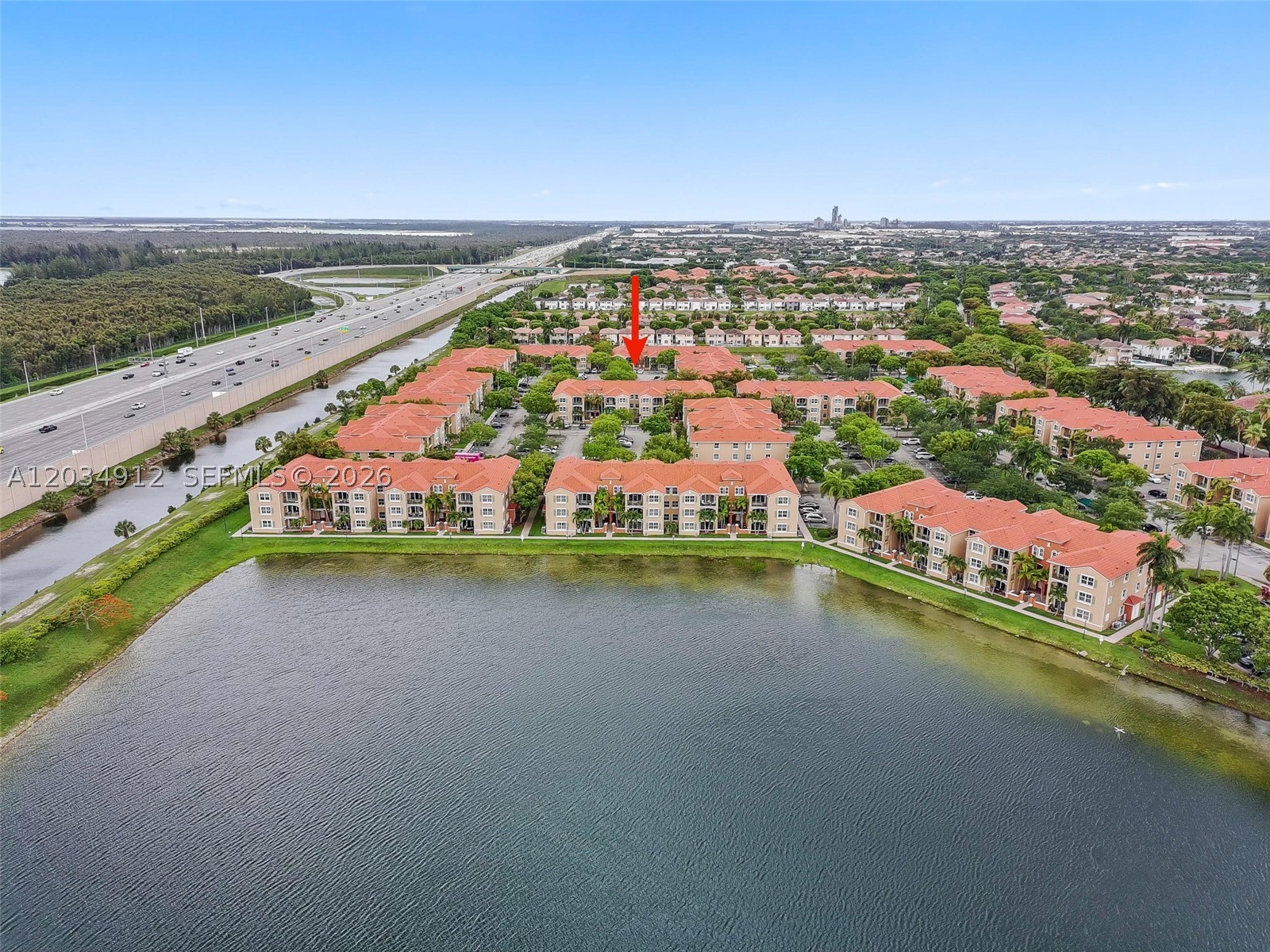 THE COURTS AT DORAL ISLES - Residential