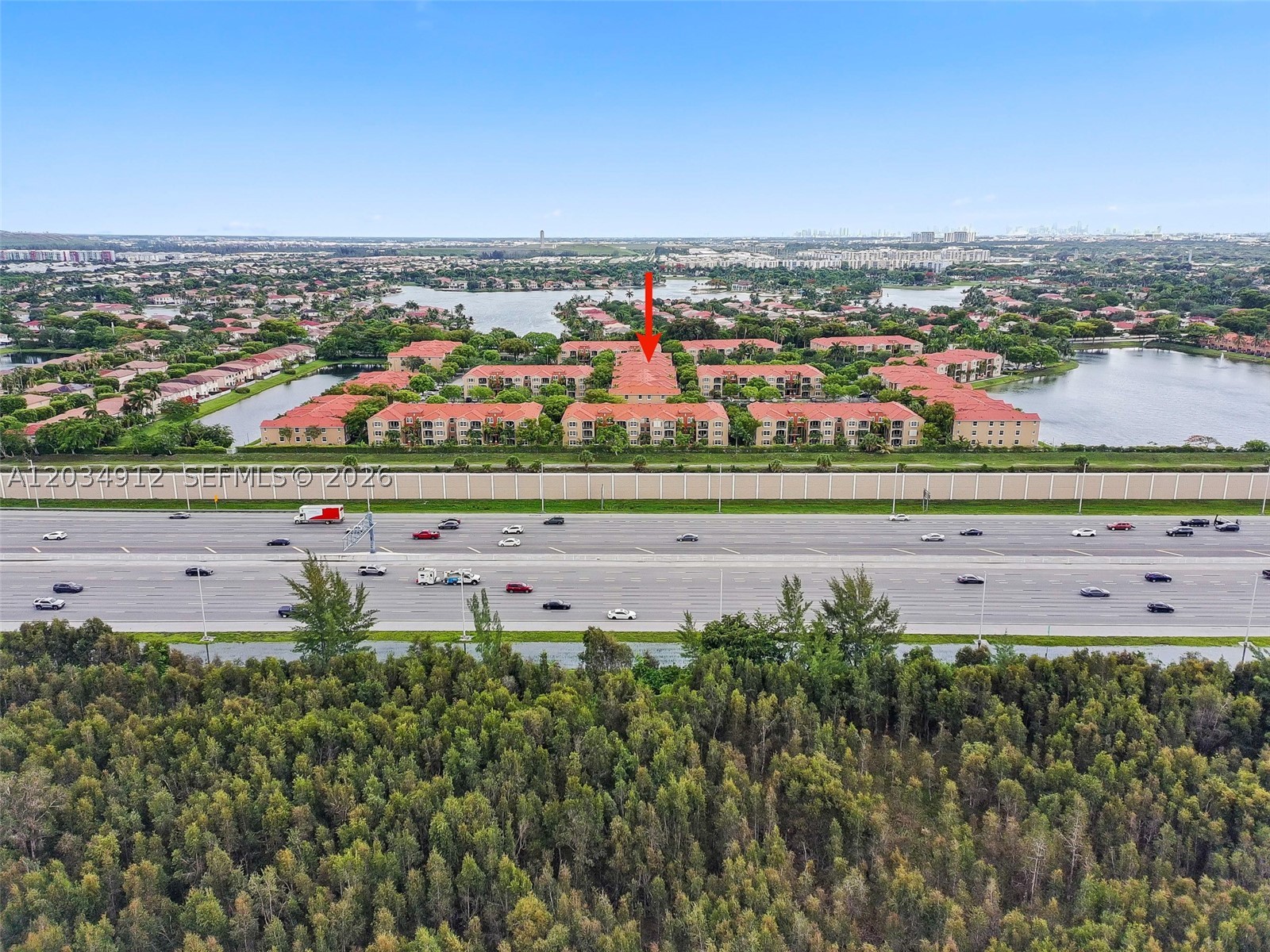 THE COURTS AT DORAL ISLES - Residential