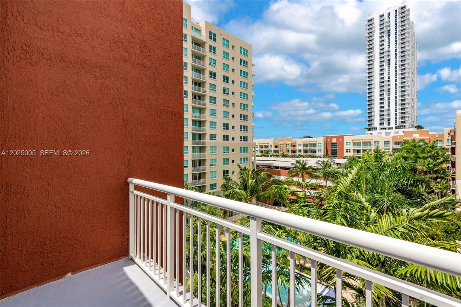 CITE CONDO - Residential