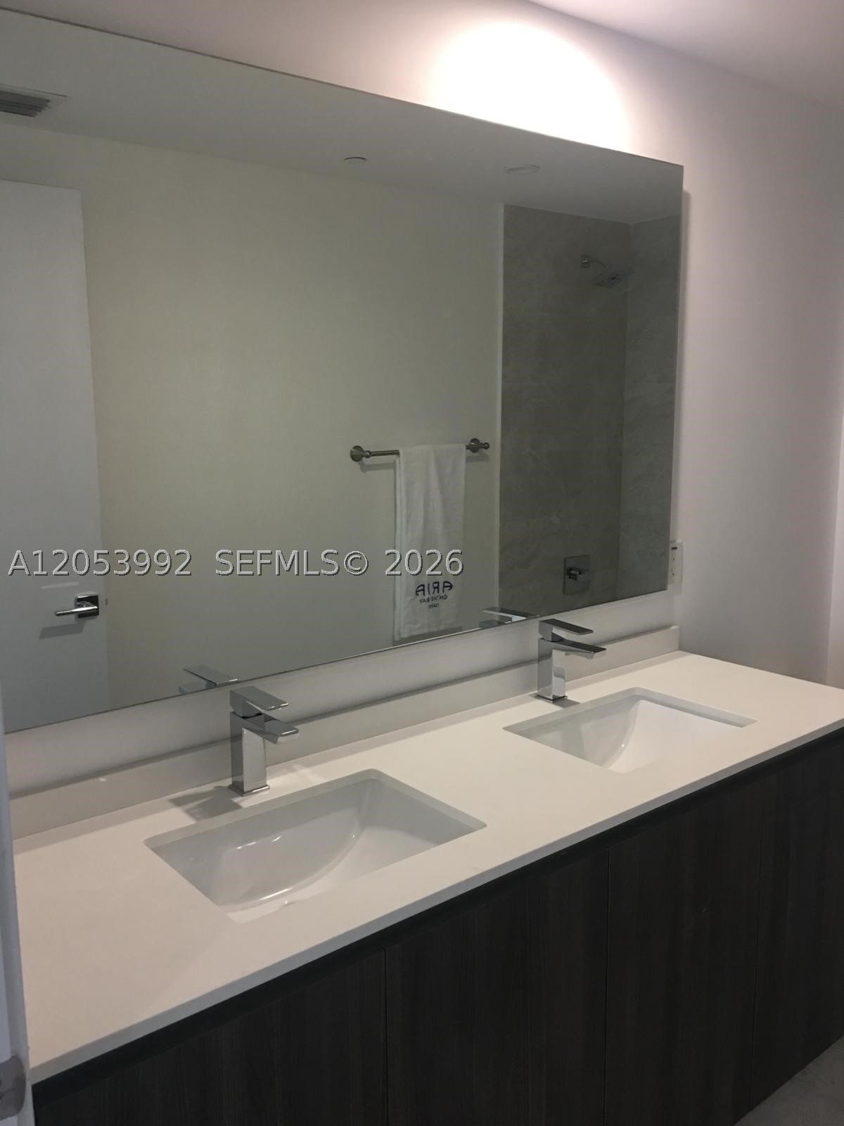 ARIA ON THE BAY CONDO - Residential Lease
